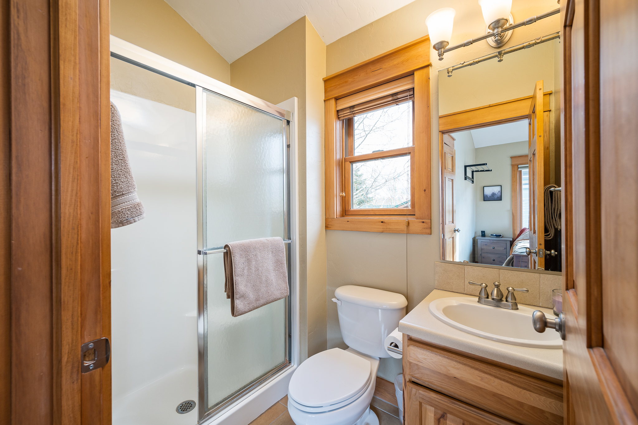 105 Edgewater Circle 