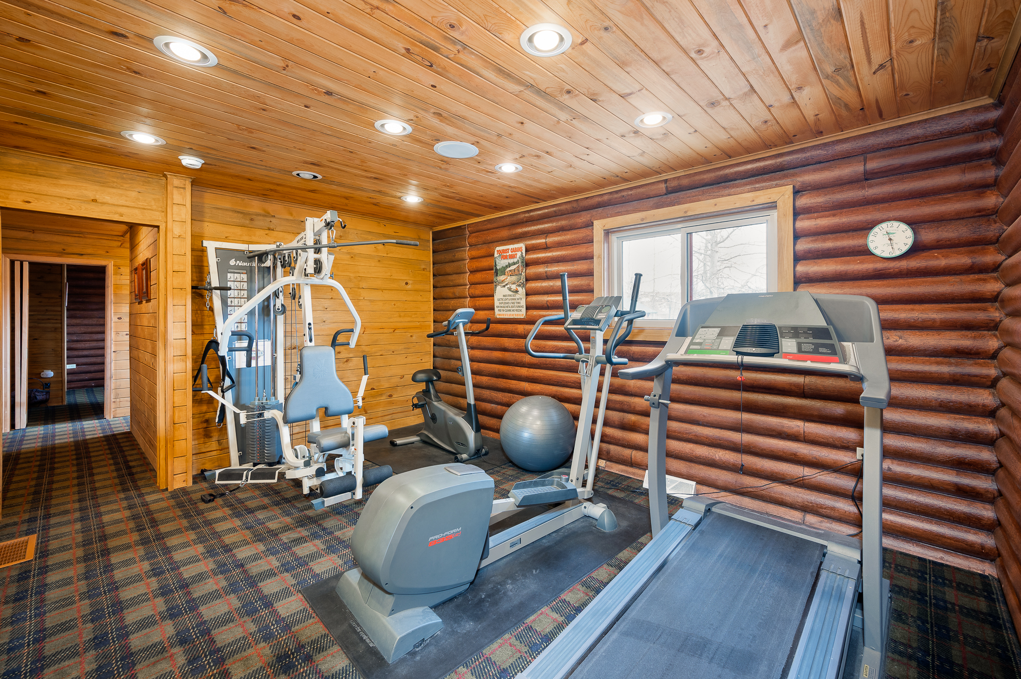 105 Edgewater Circle 