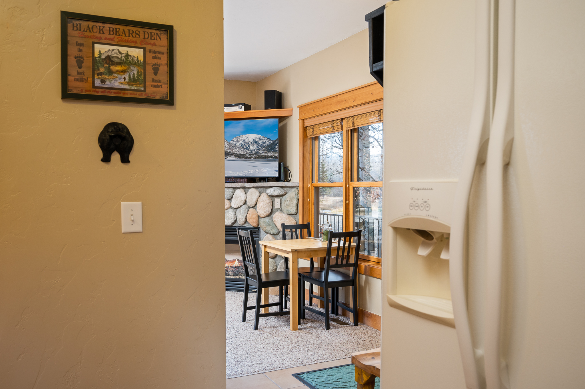 105 Edgewater Circle 