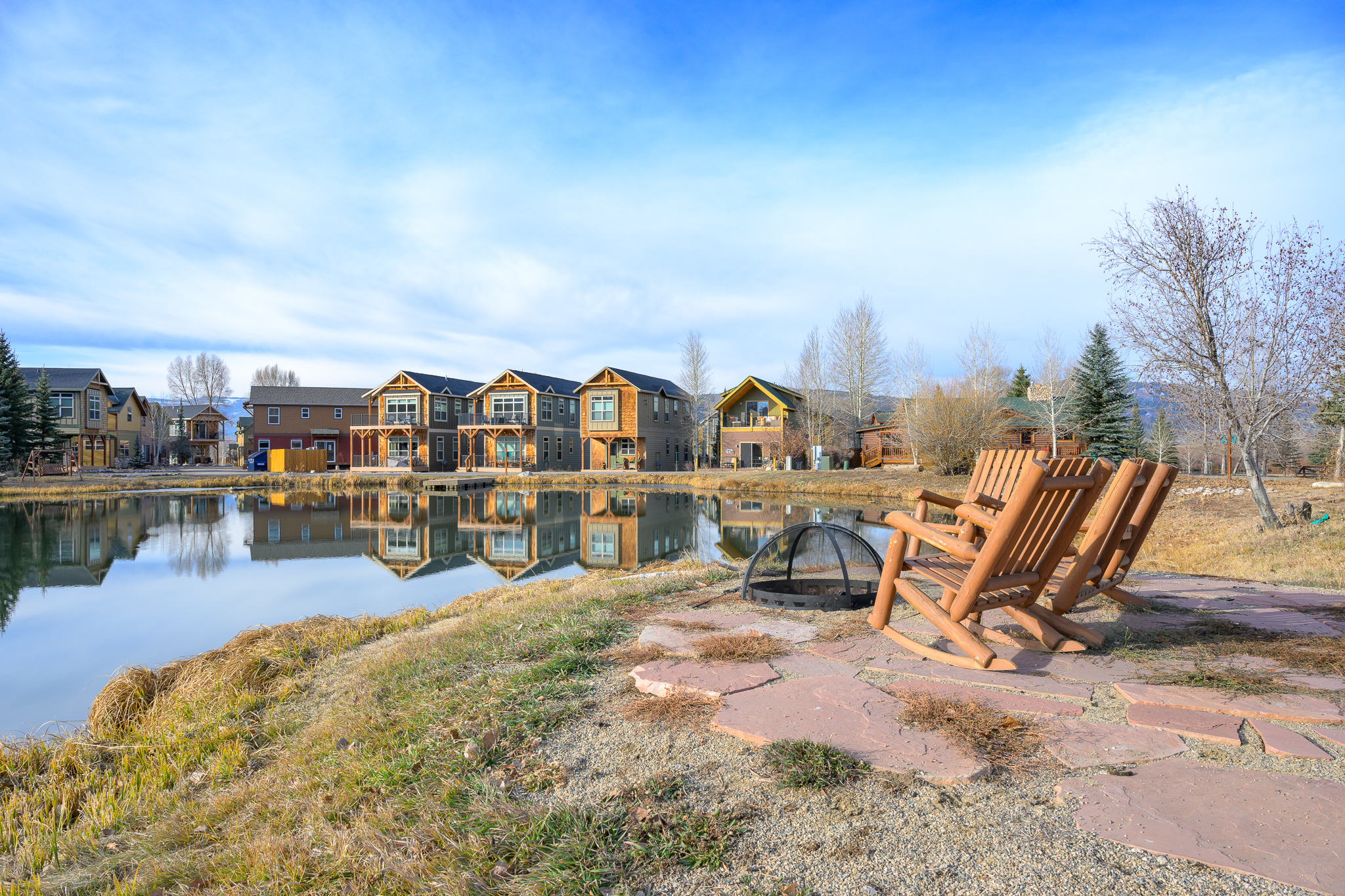 105 Edgewater Circle 