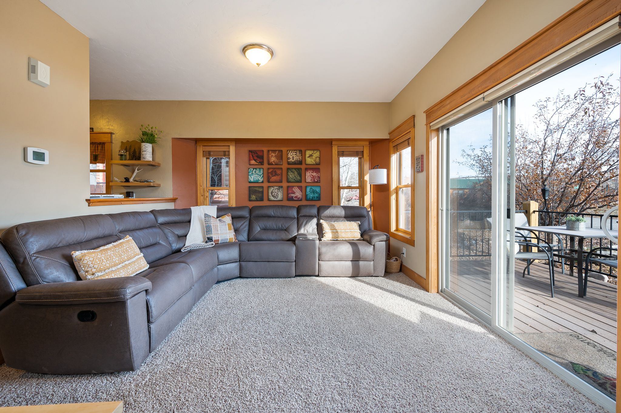 105 Edgewater Circle 