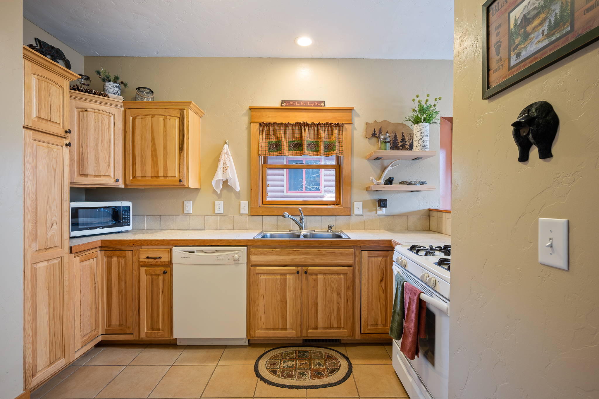 105 Edgewater Circle 