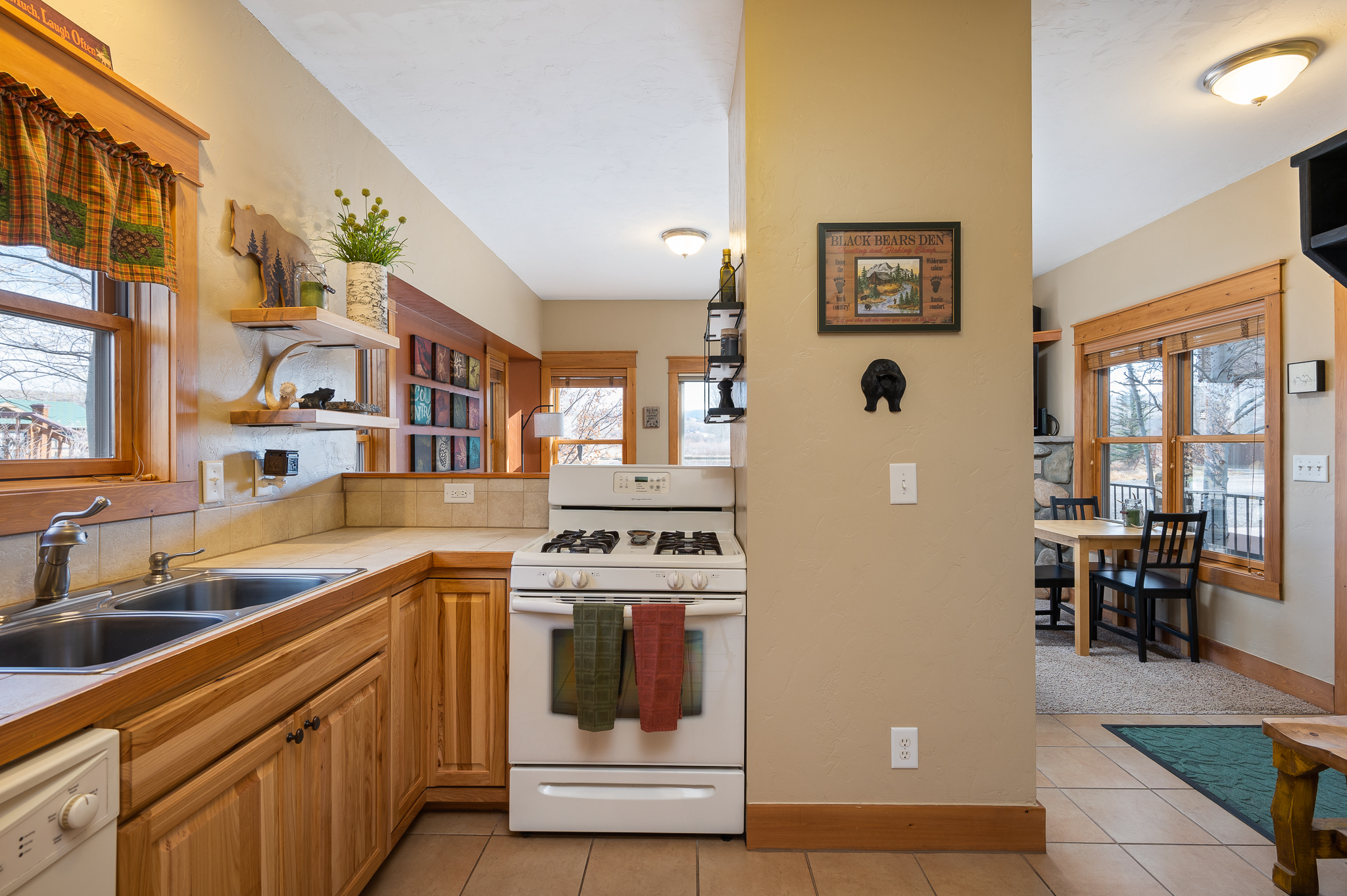 105 Edgewater Circle 