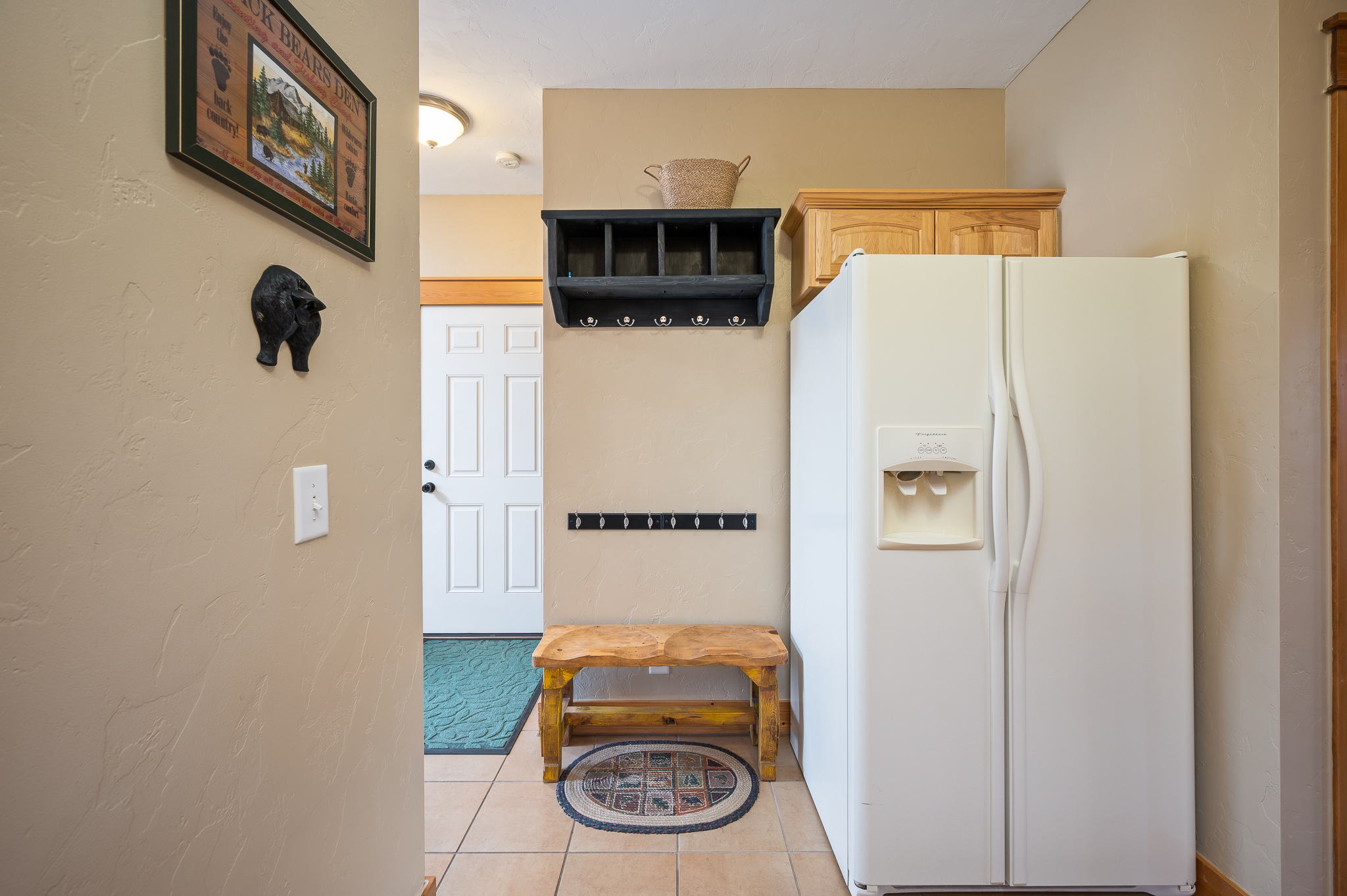 105 Edgewater Circle 