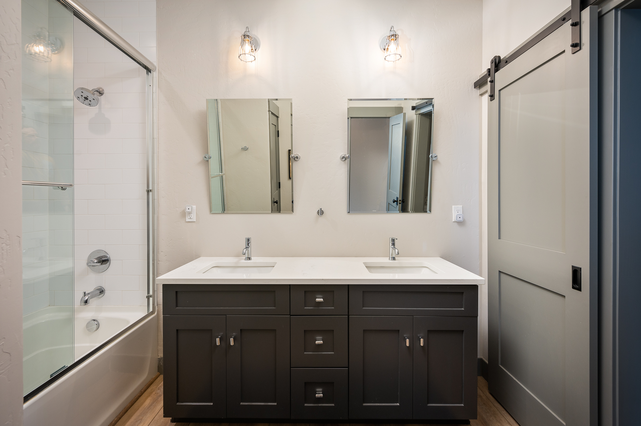 100 Eagle Ridge 