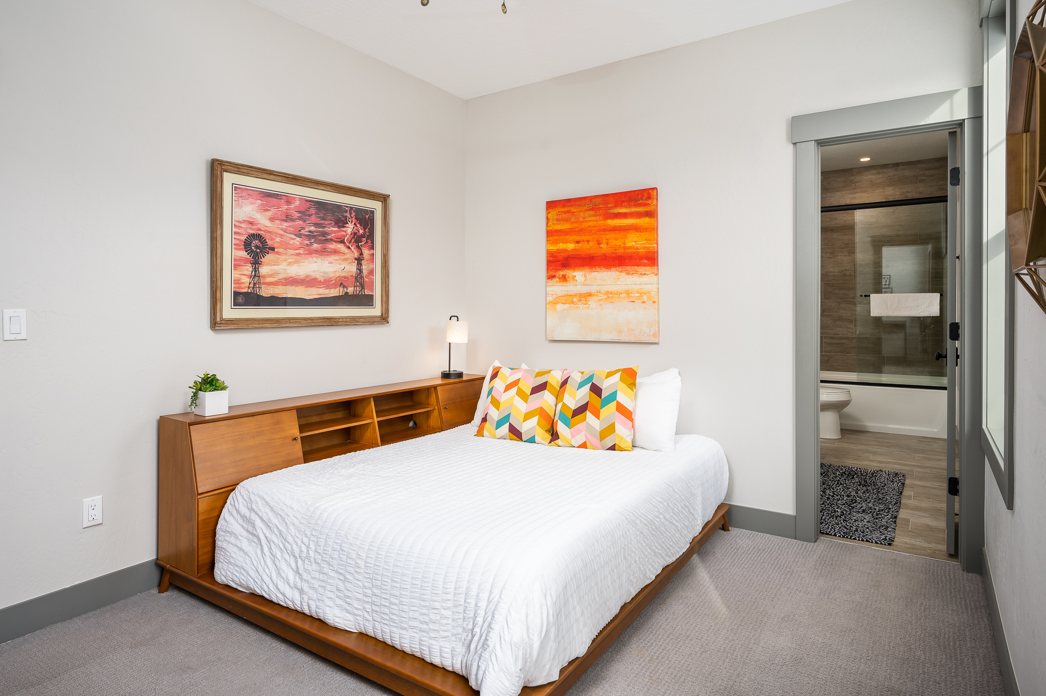 100 Eagle Ridge 