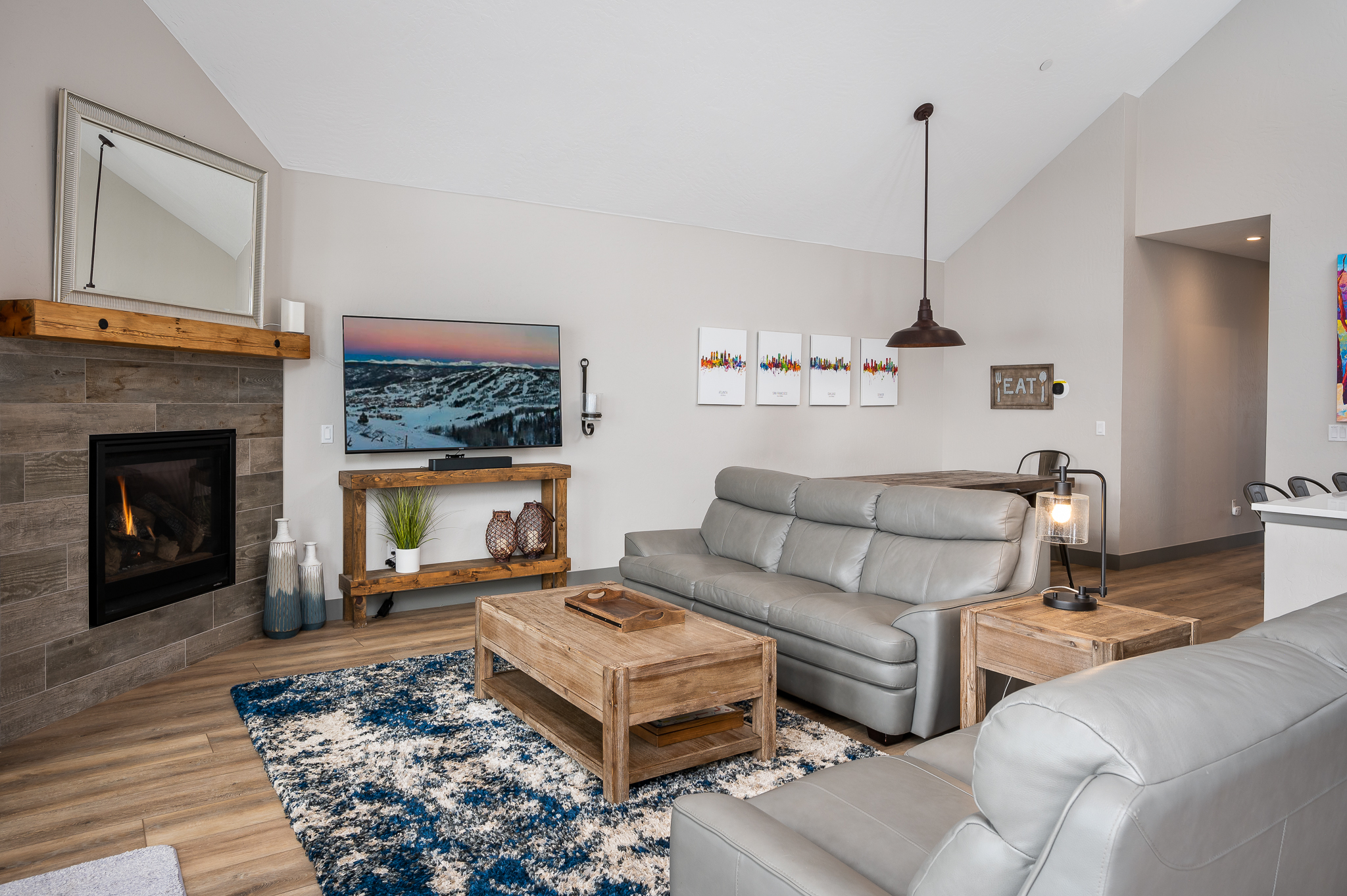 100 Eagle Ridge 