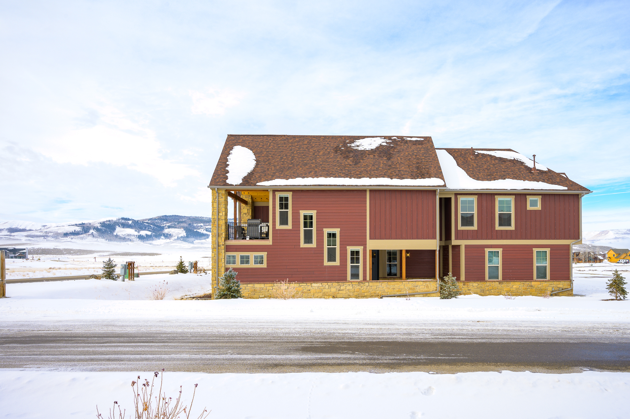 100 Eagle Ridge 