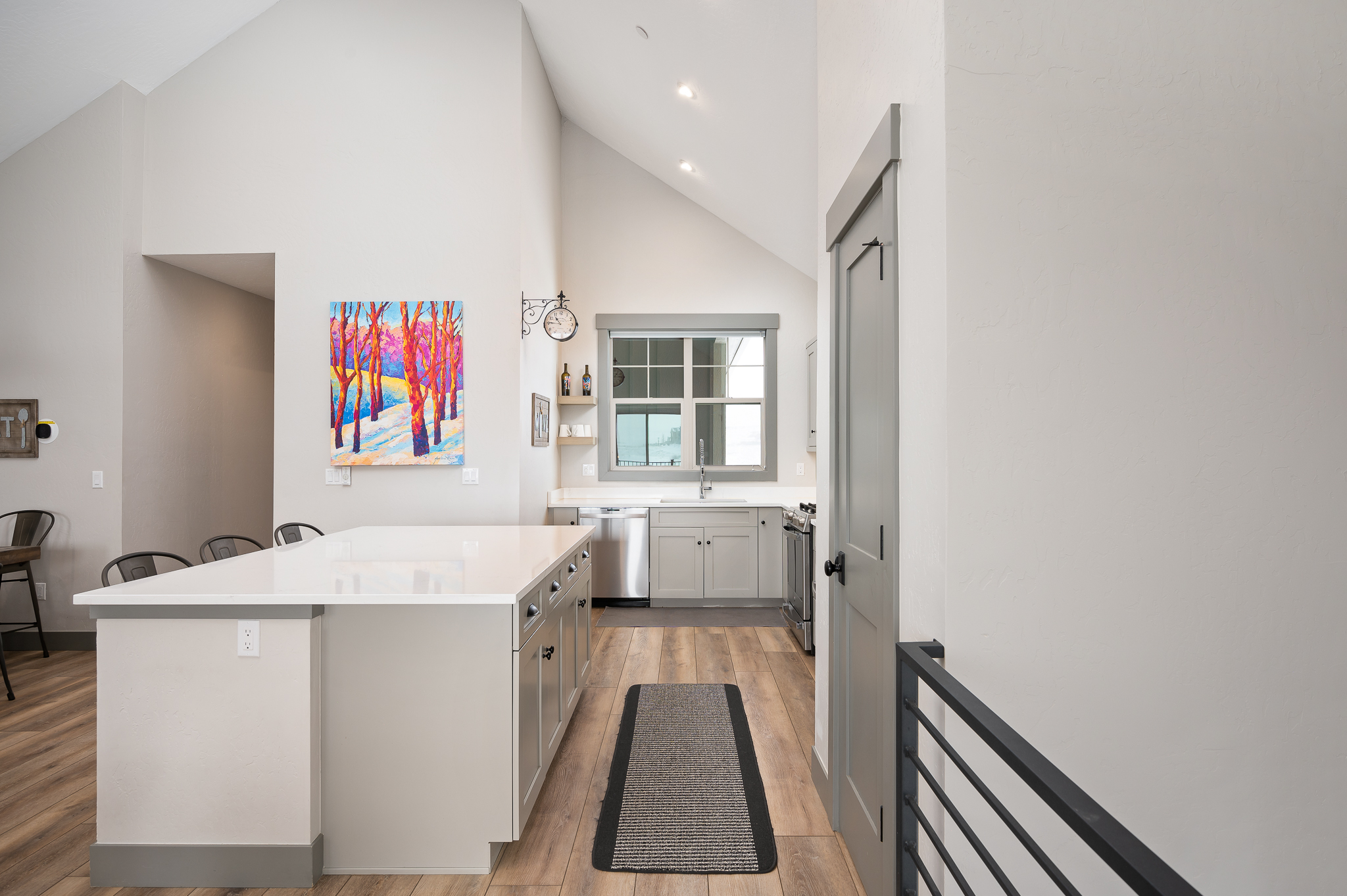 100 Eagle Ridge 