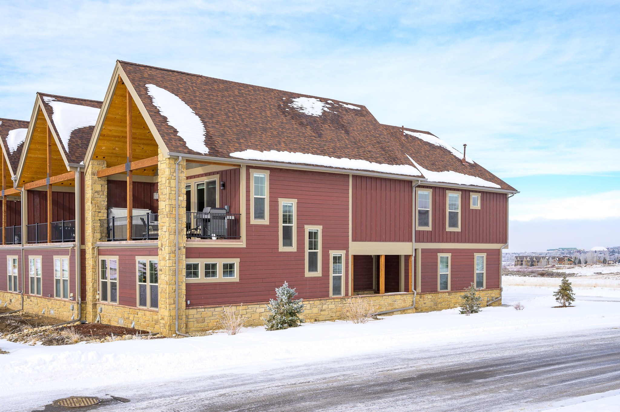 100 Eagle Ridge 