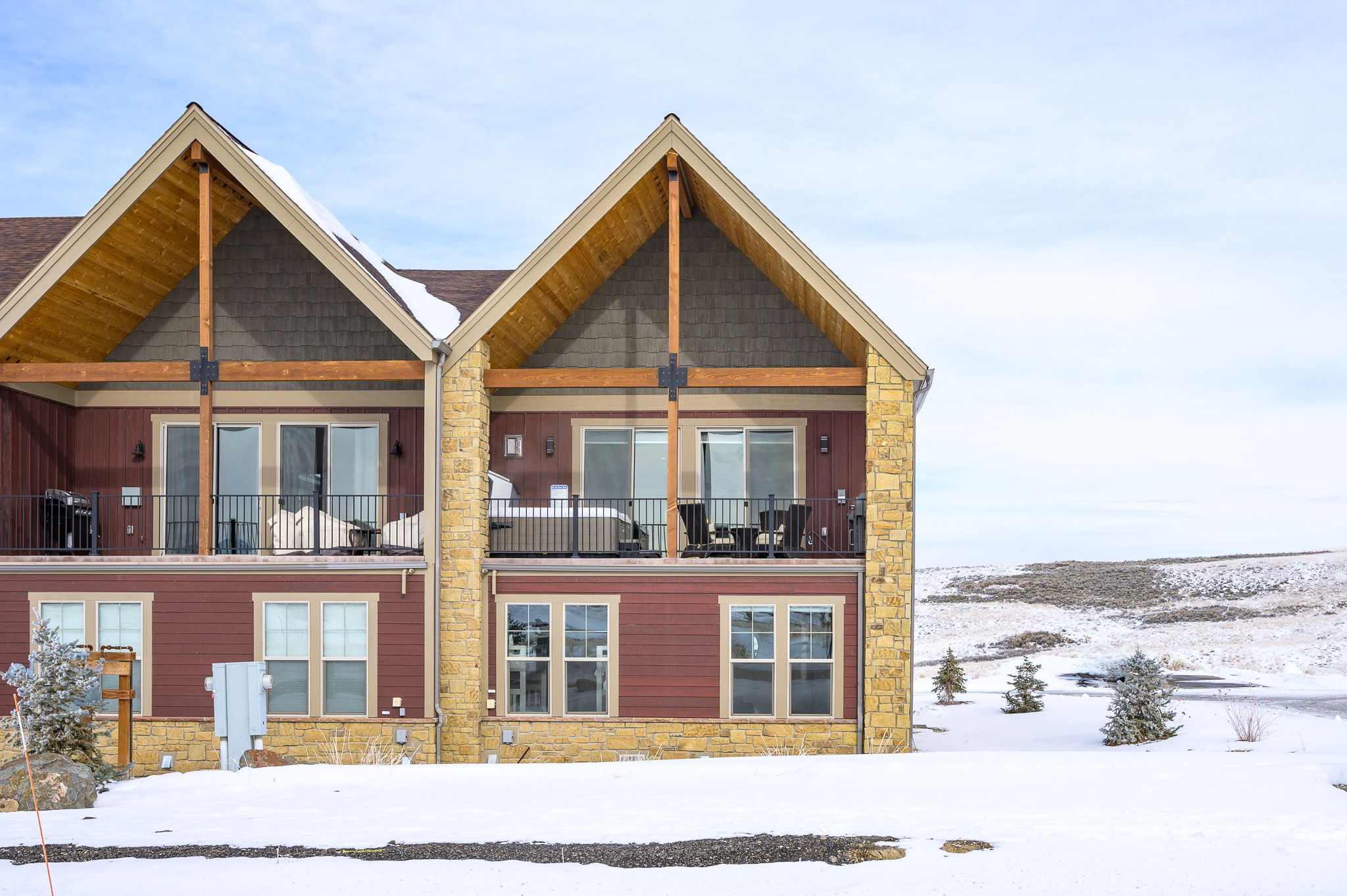 100 Eagle Ridge 