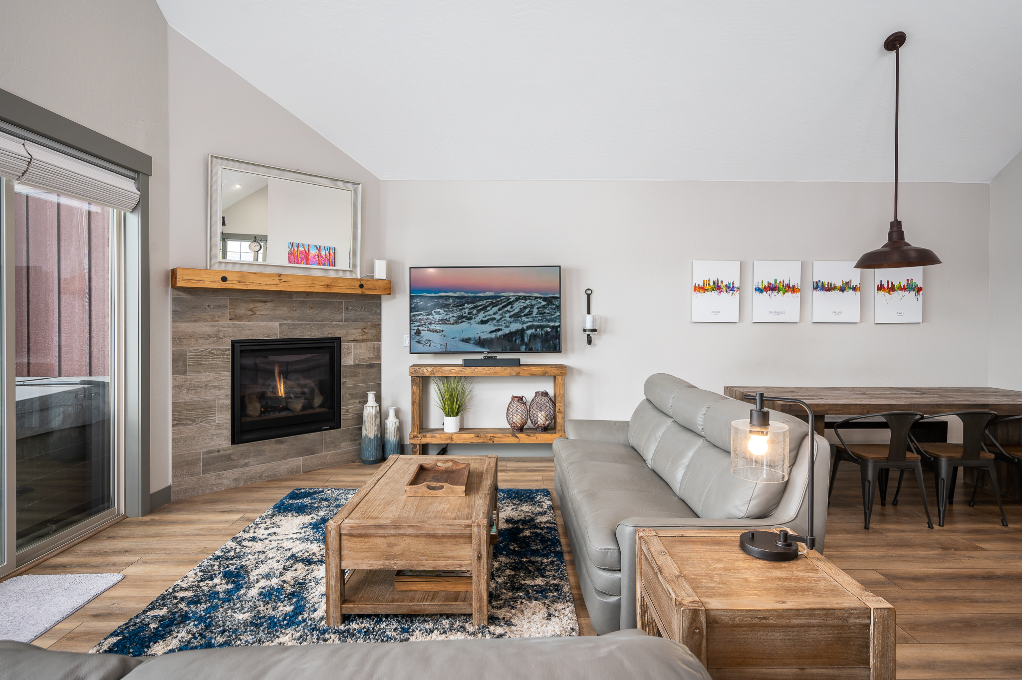 100 Eagle Ridge 