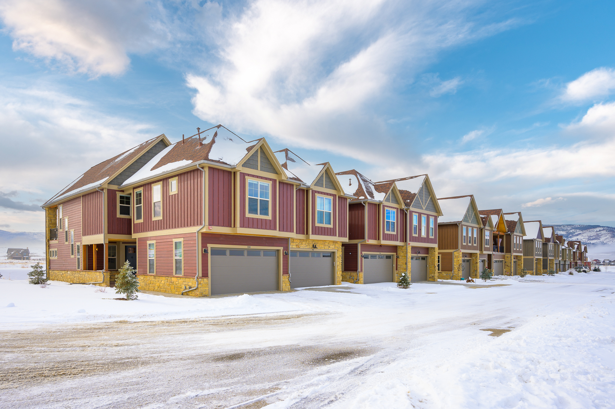 100 Eagle Ridge 