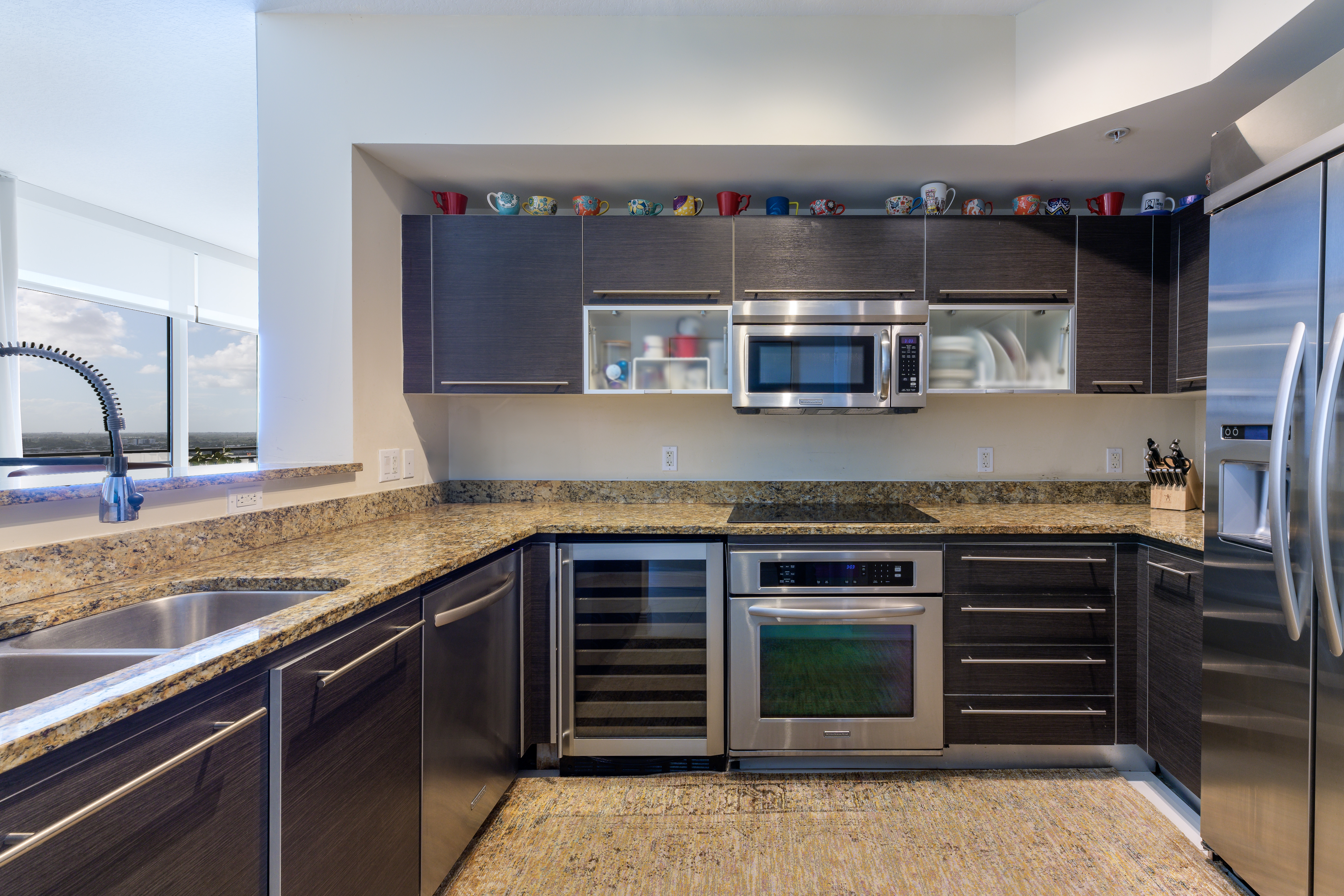 550 Okeechobee Boulevard 1711