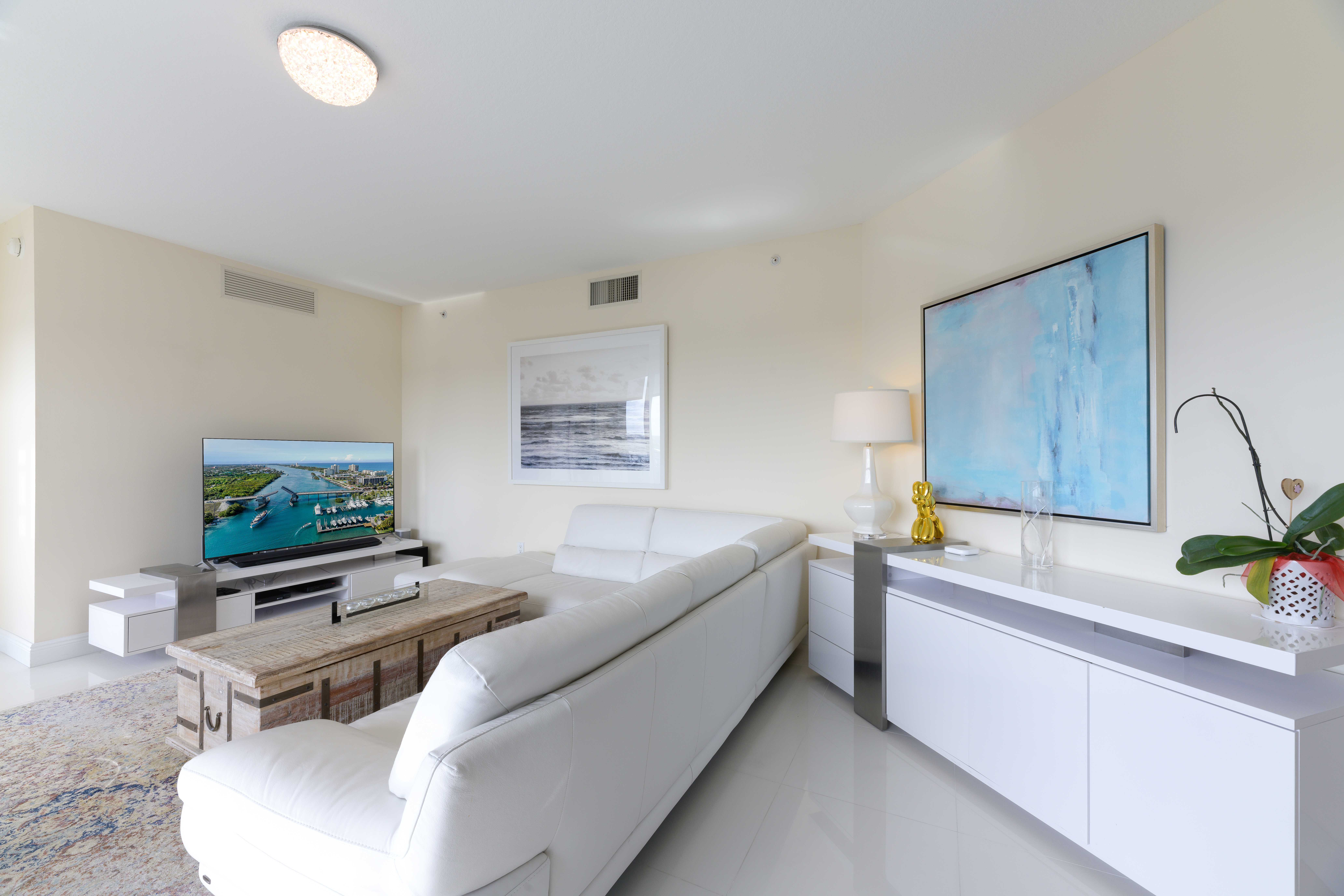 550 Okeechobee Boulevard 1711