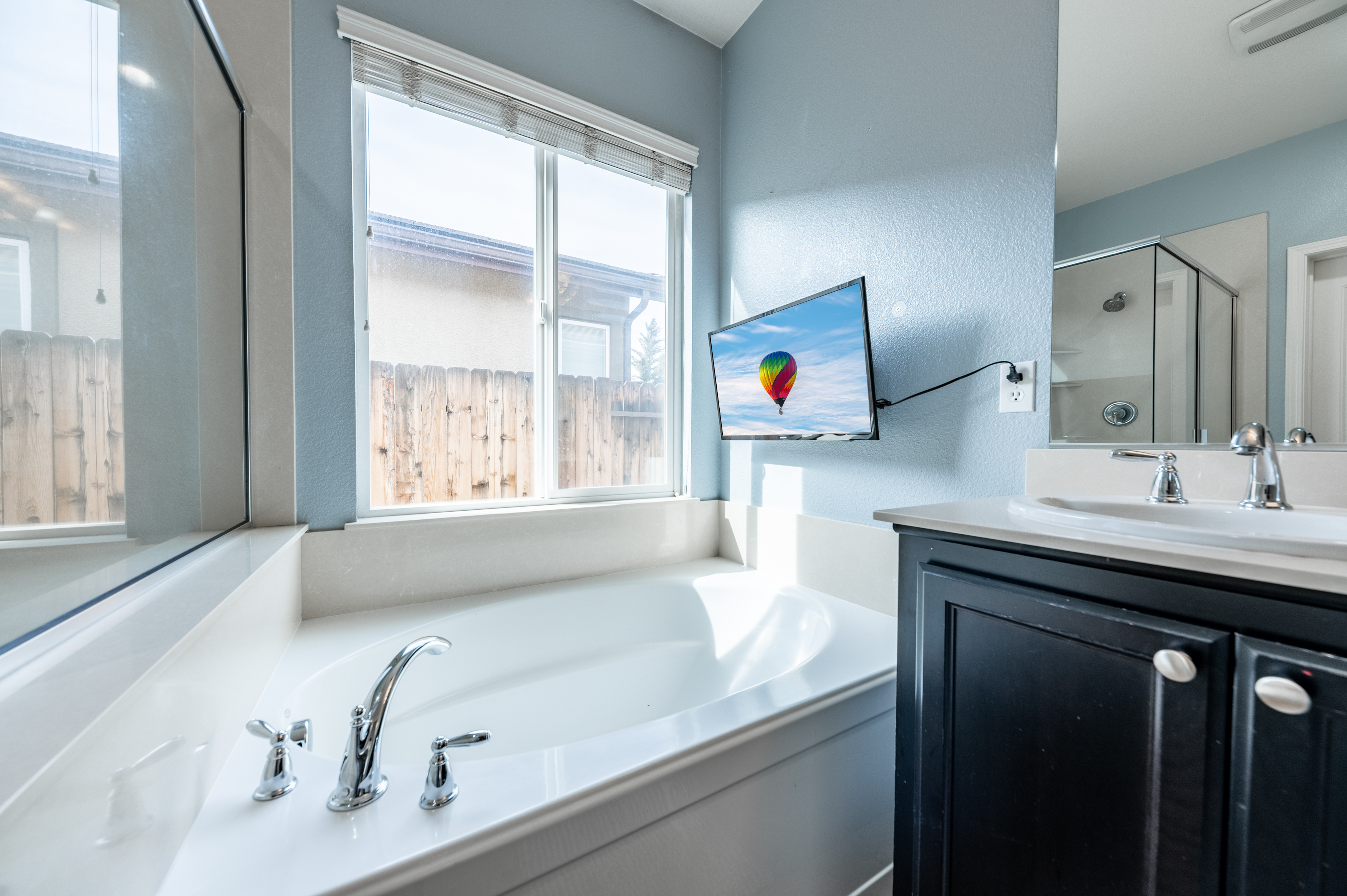2045 Tawleed Rd.