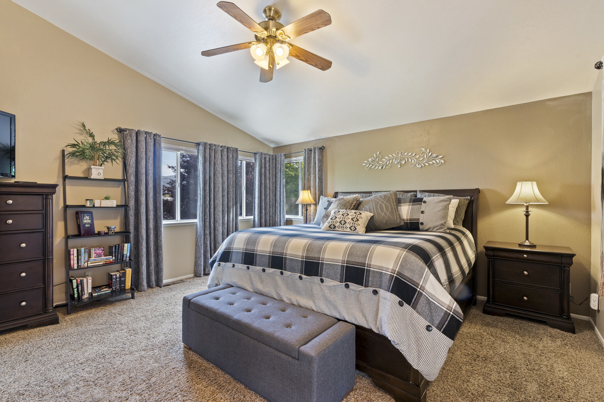 6580 Westchester Ct 