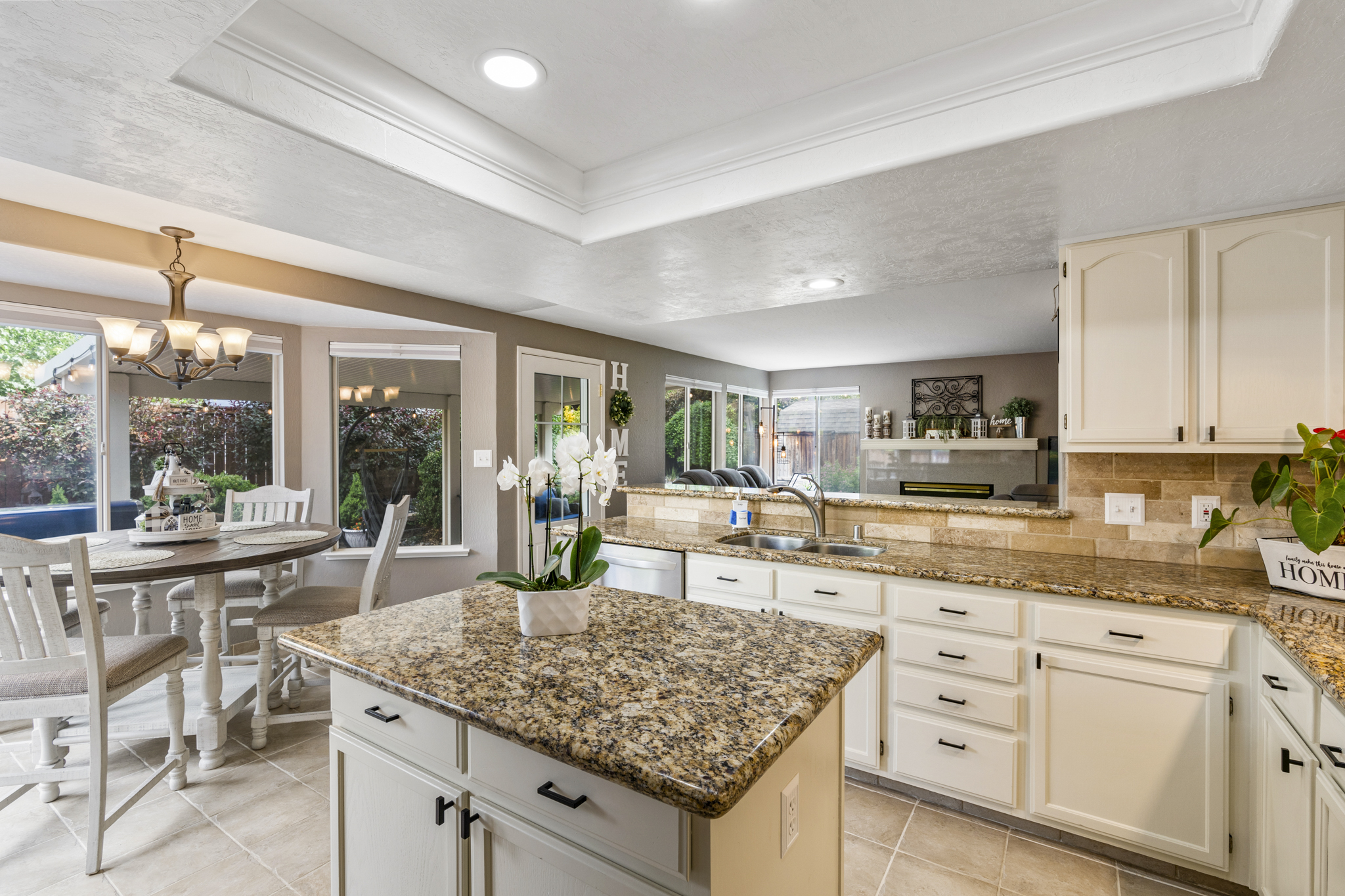 6580 Westchester Ct 