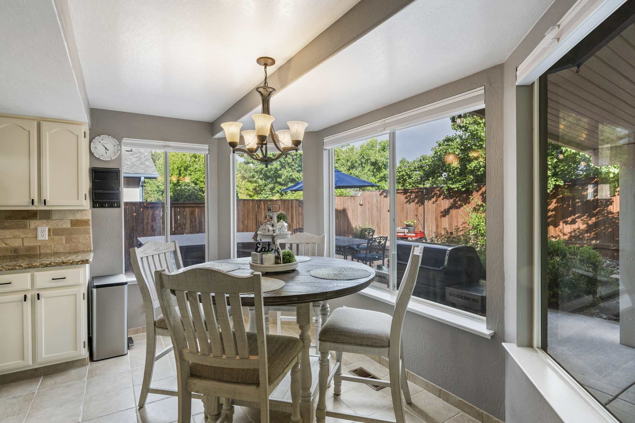 6580 Westchester Ct 