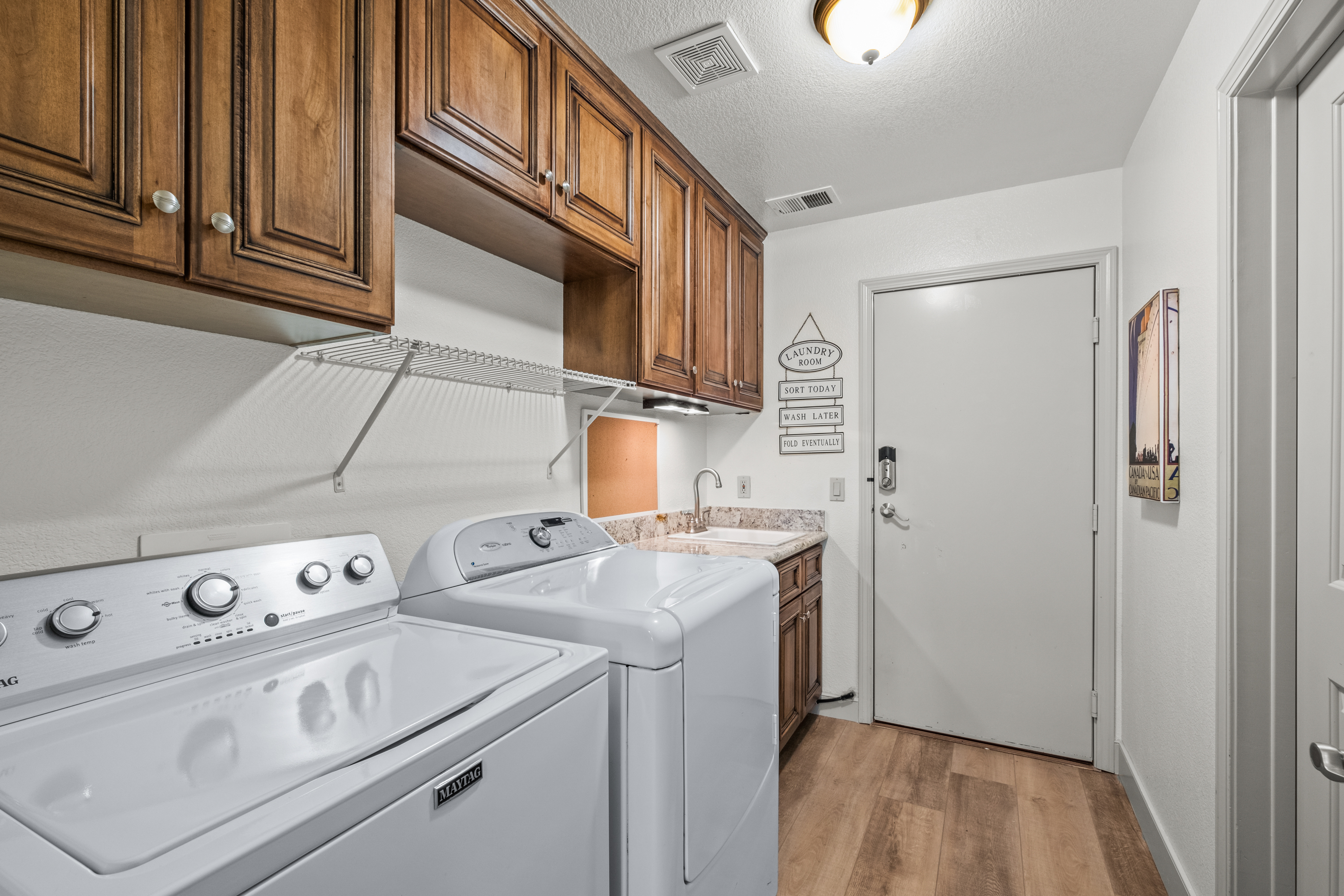 9900 Wilbur May Pkwy #2501 
