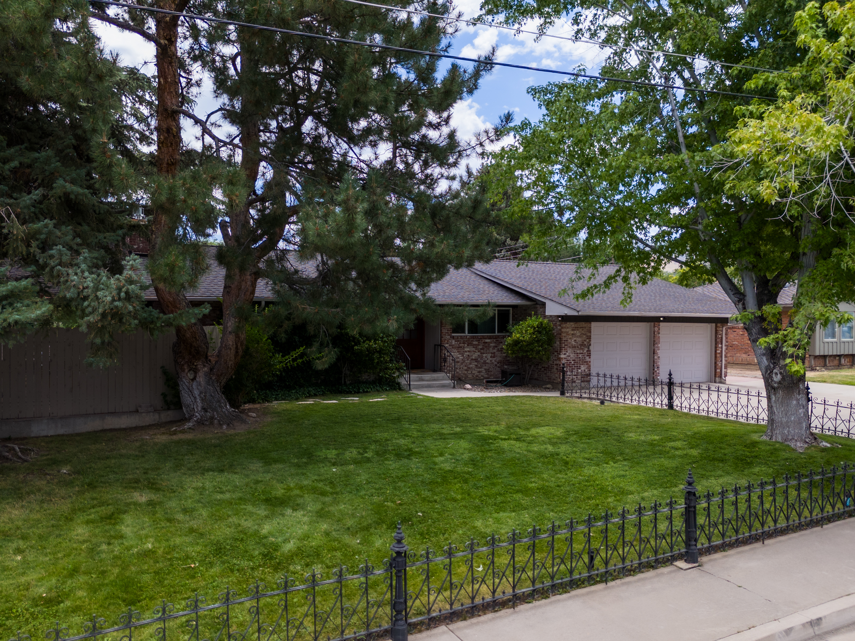 330 Chevy Chase St. 