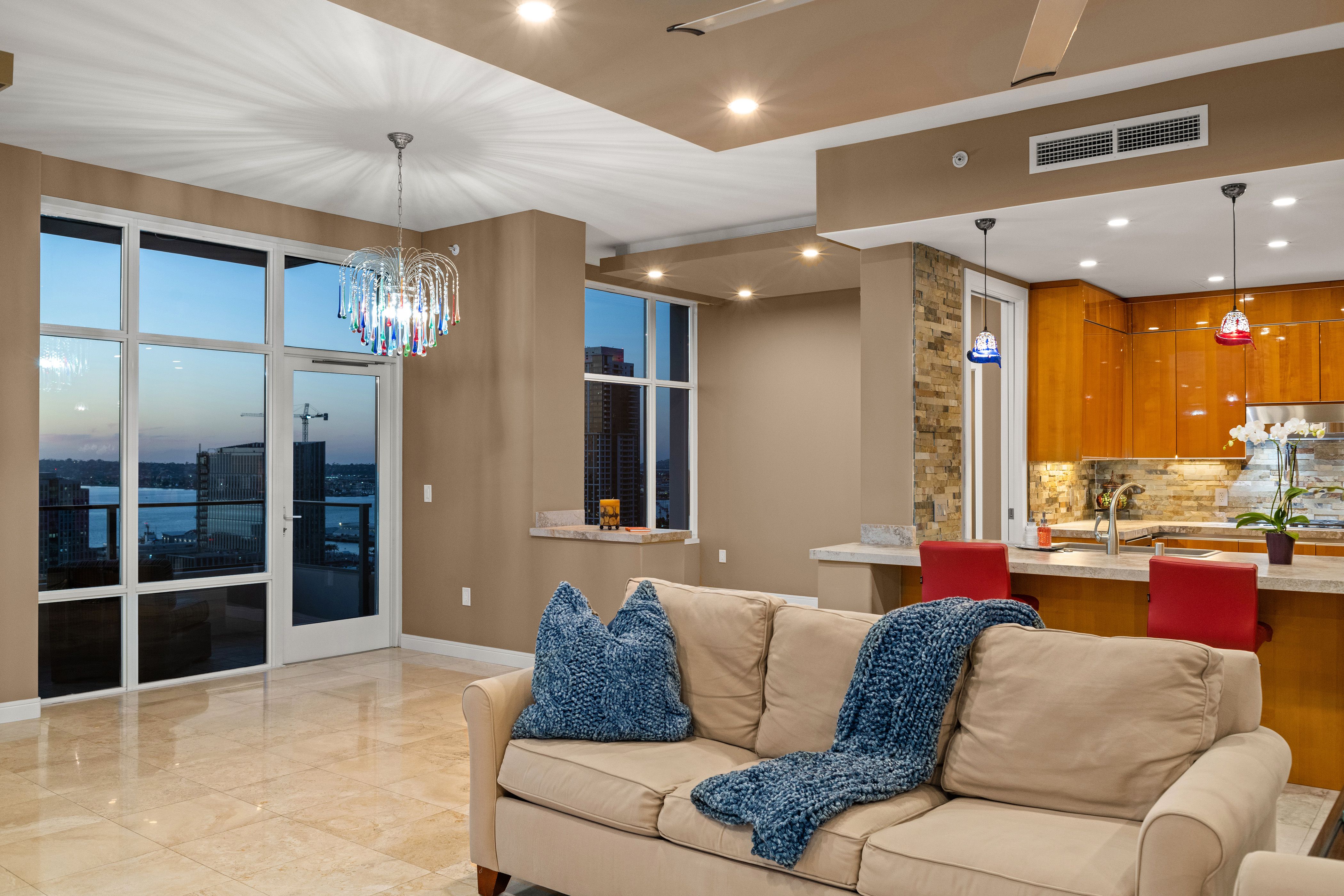 550 Front Street Residence 2305