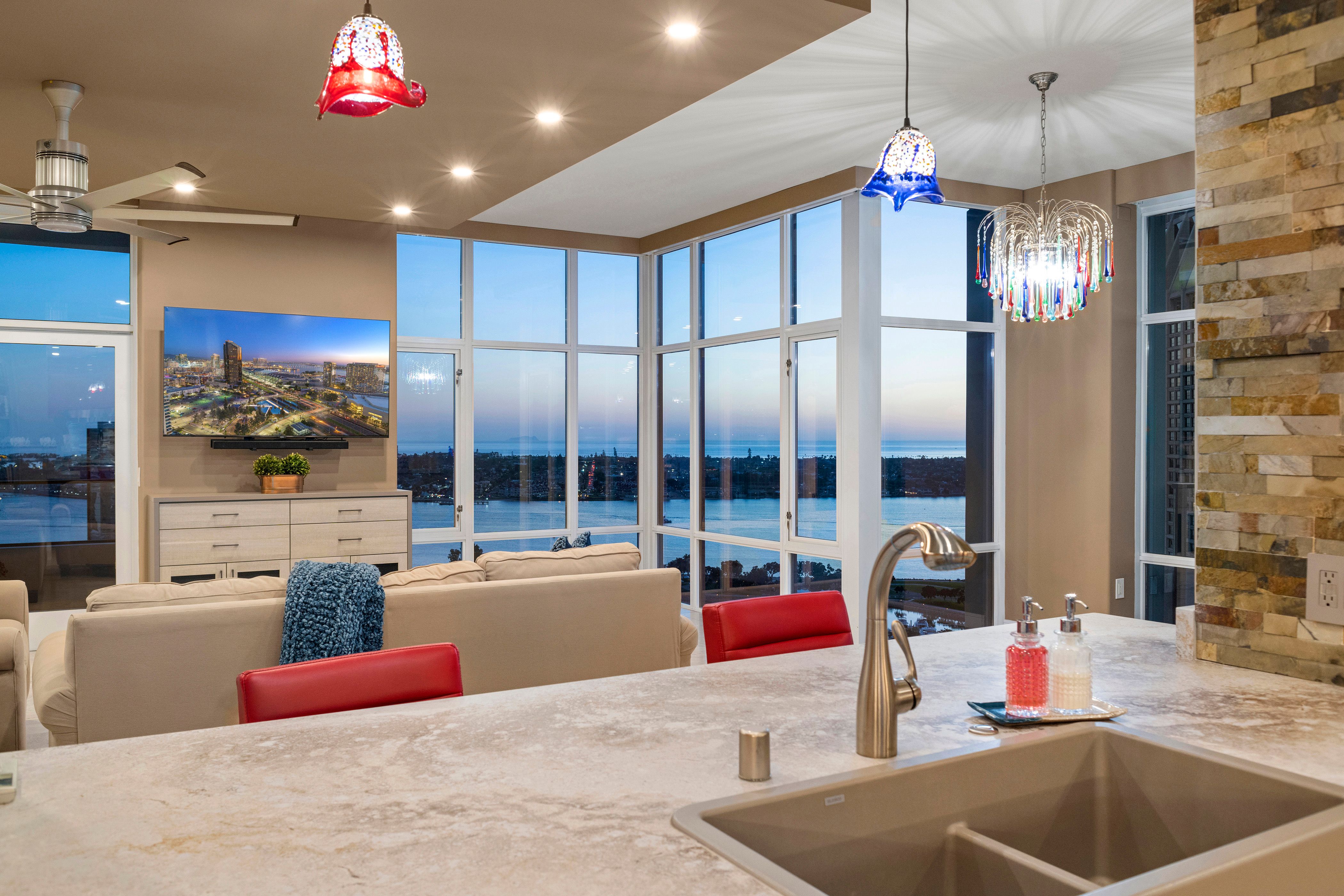 550 Front Street Residence 2305