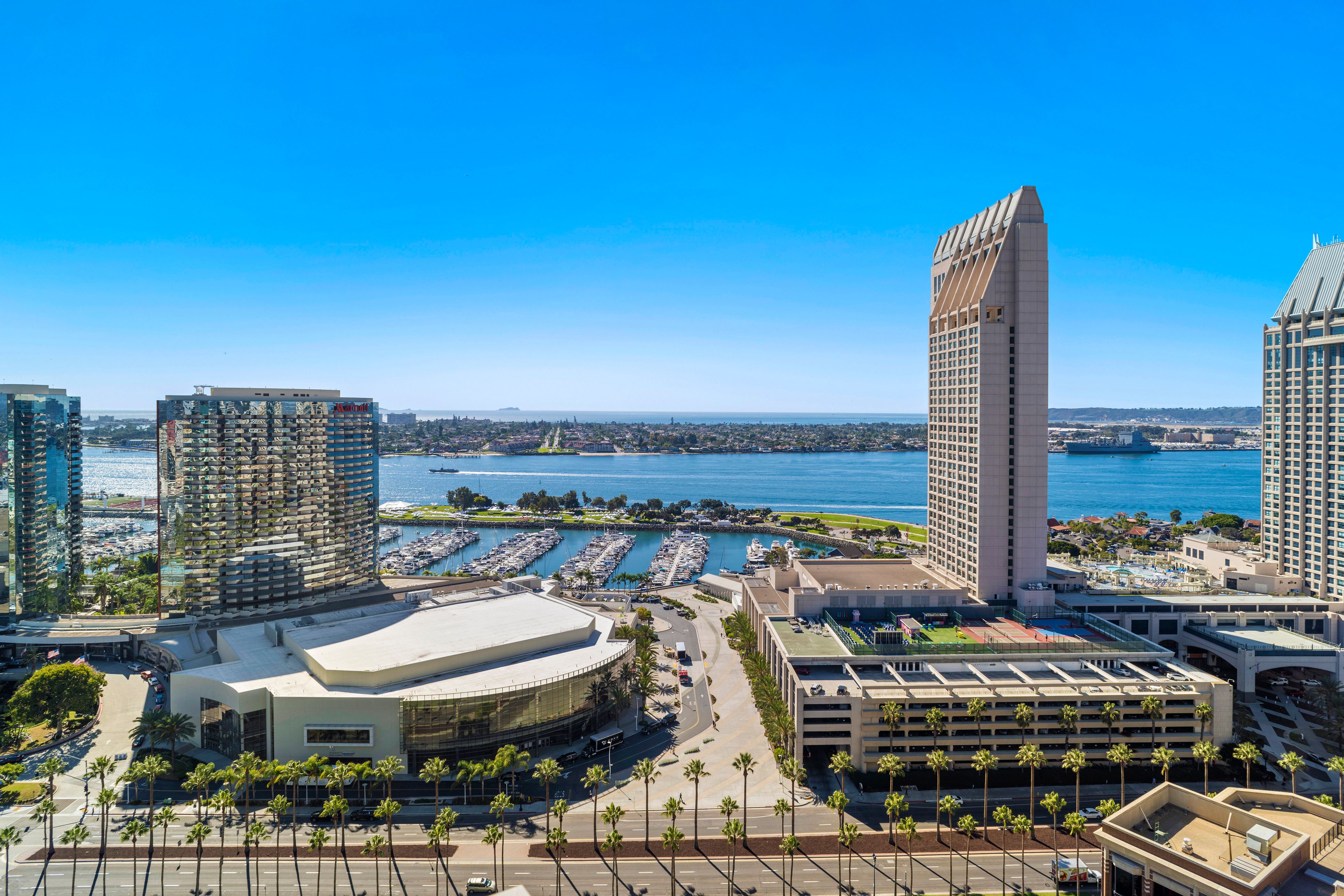 550 Front Street Residence 2305