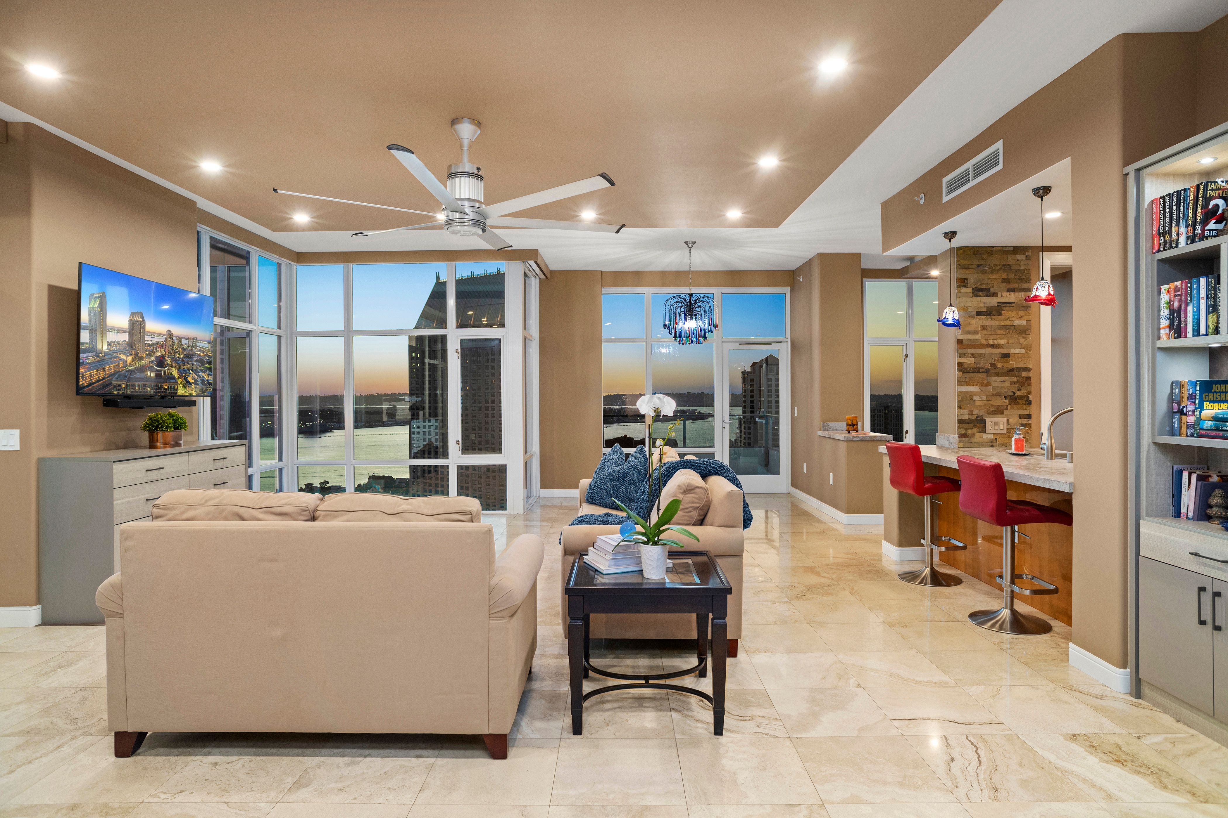 550 Front Street Residence 2305