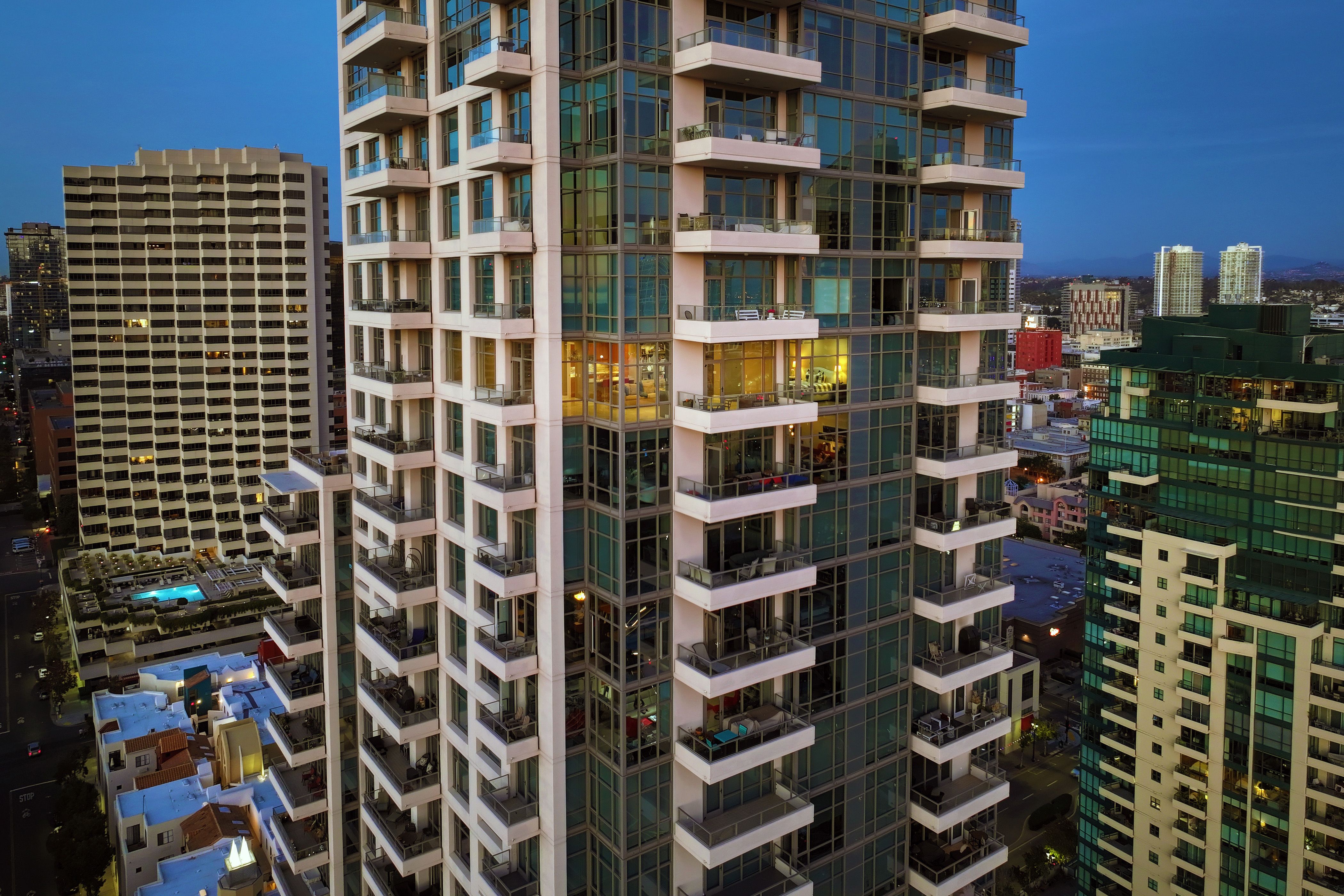 550 Front Street Residence 2305