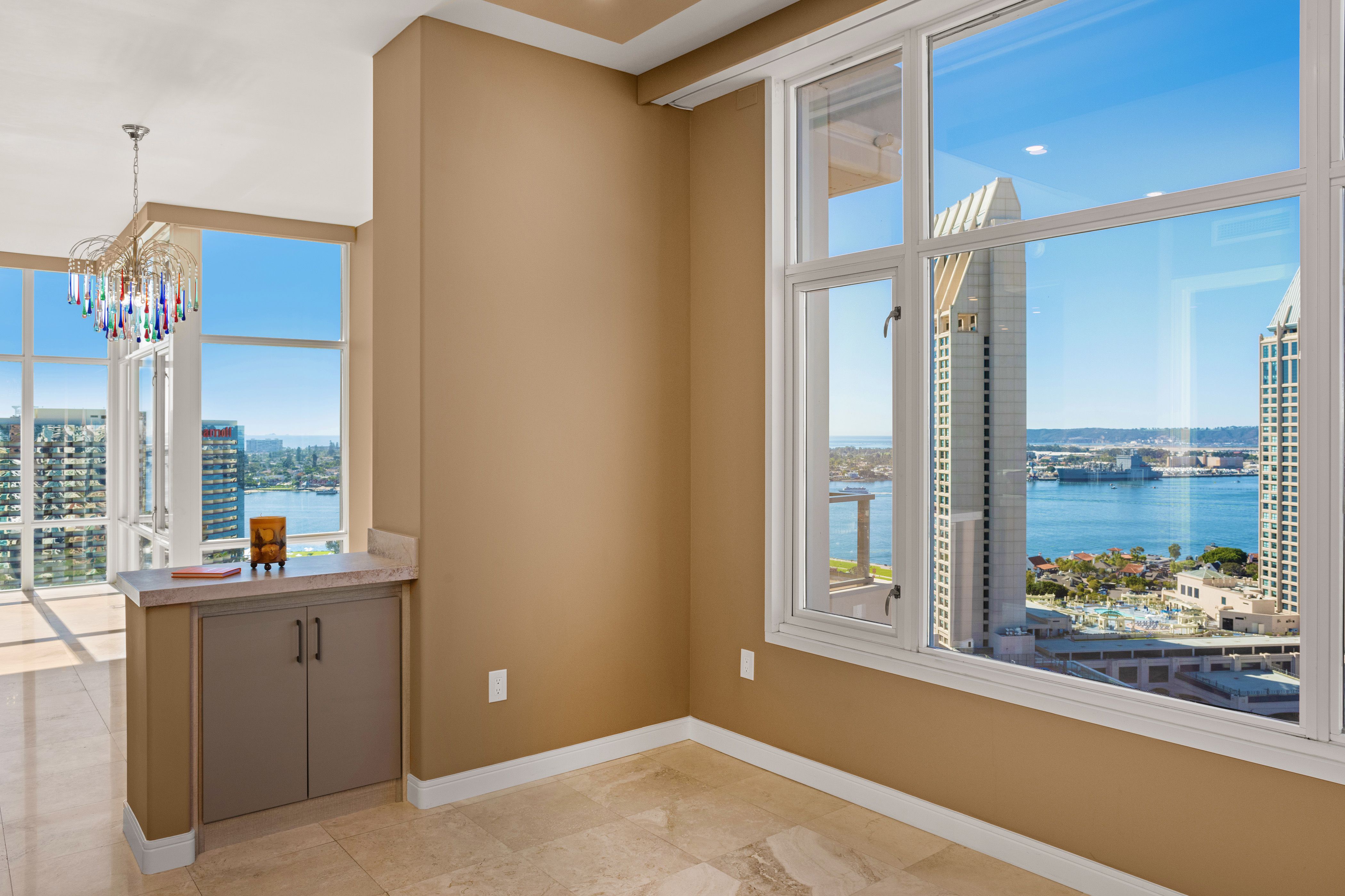 550 Front Street Residence 2305