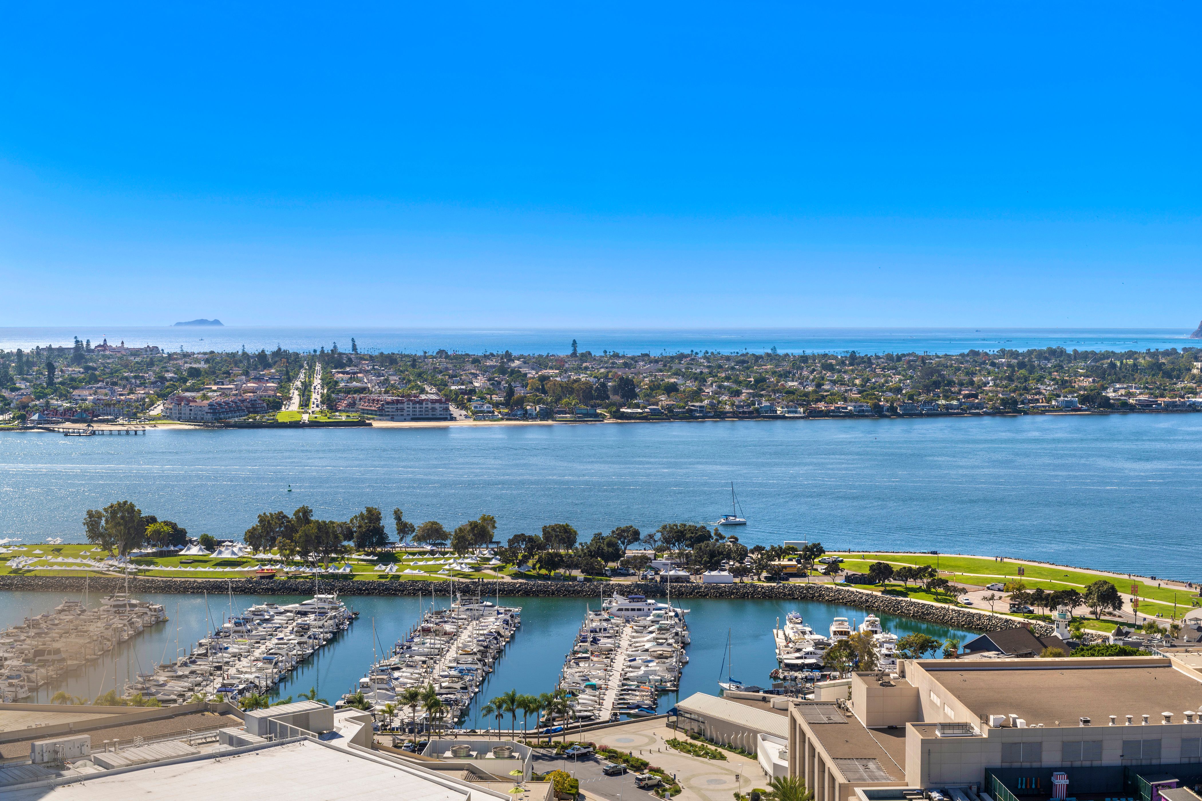 550 Front Street Residence 2305