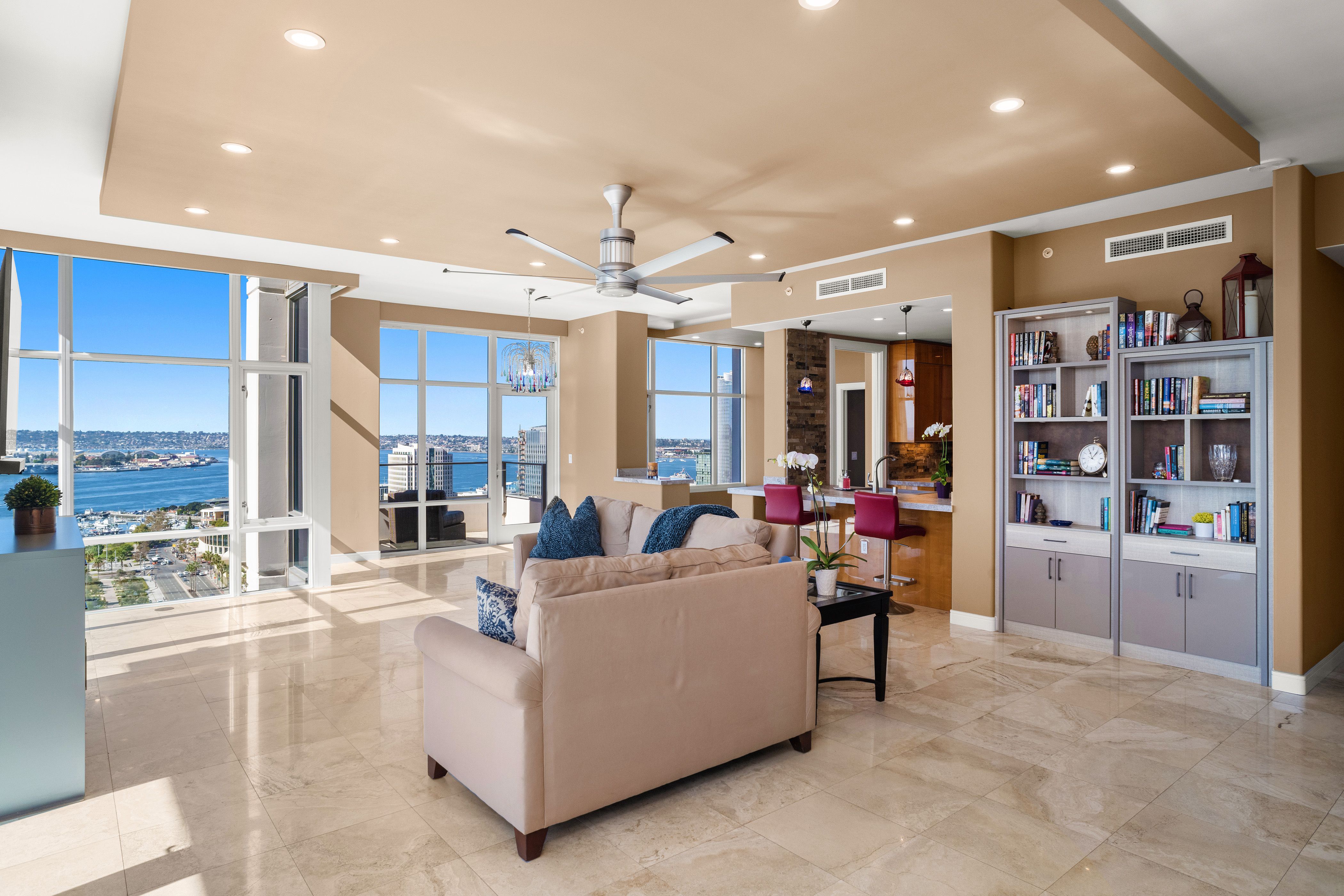 550 Front Street Residence 2305