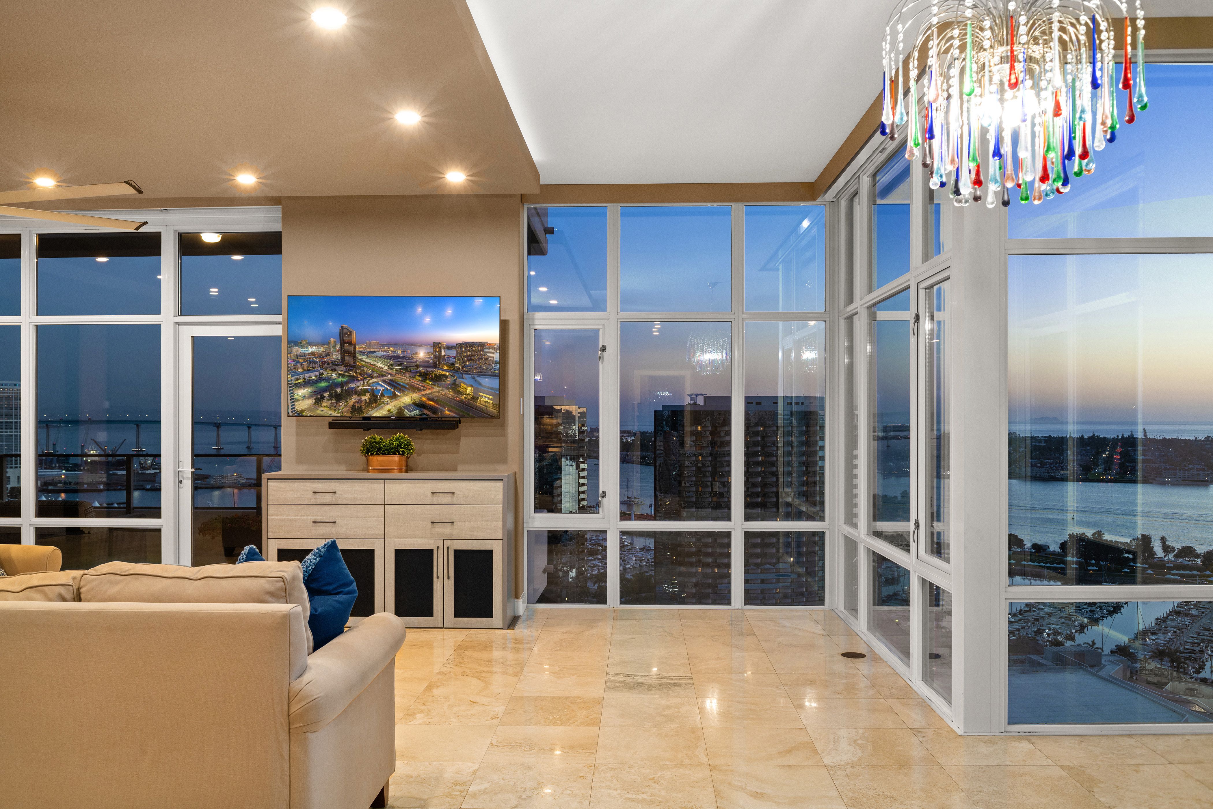 550 Front Street Residence 2305