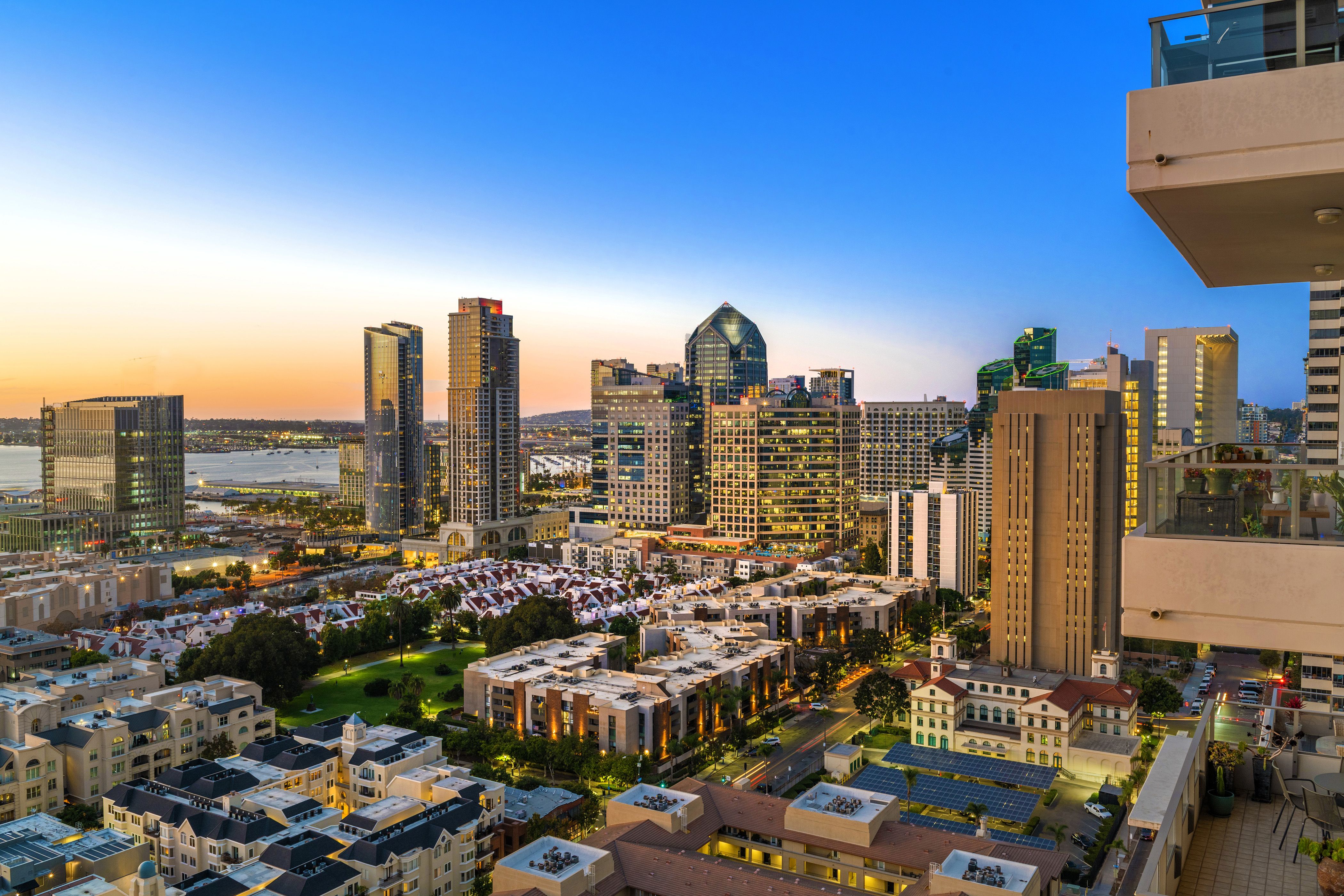 550 Front Street Residence 2305