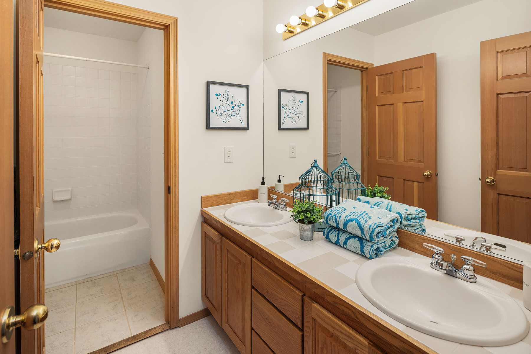 2341 Olympia Avenue NE 