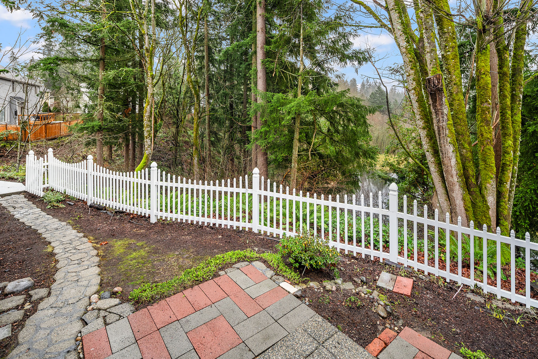 2341 Olympia Avenue NE 