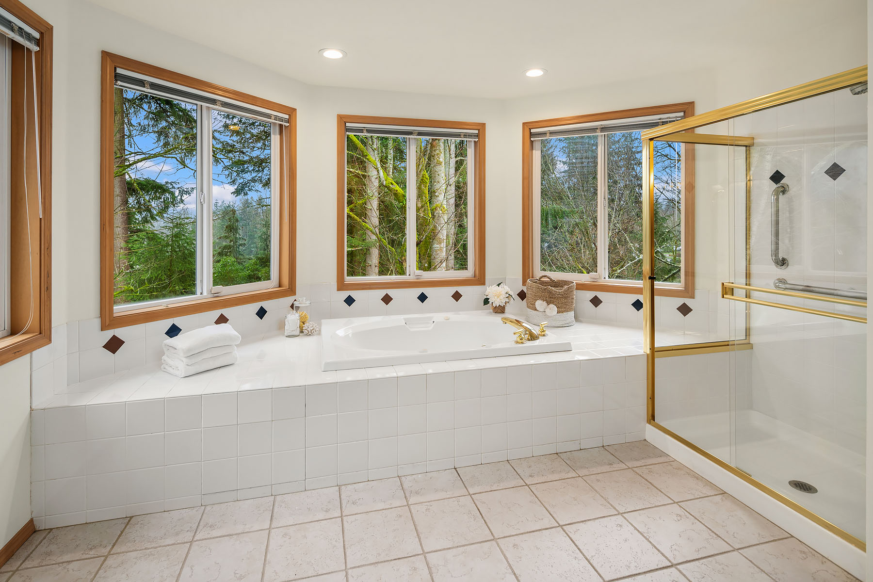 2341 Olympia Avenue NE 