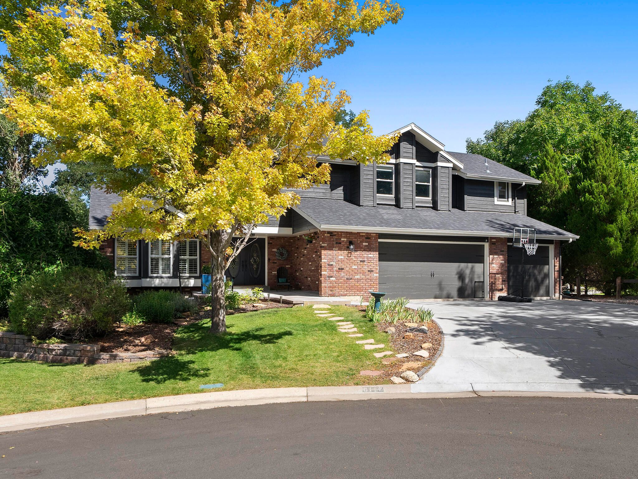 6117 E Otero Pl. 