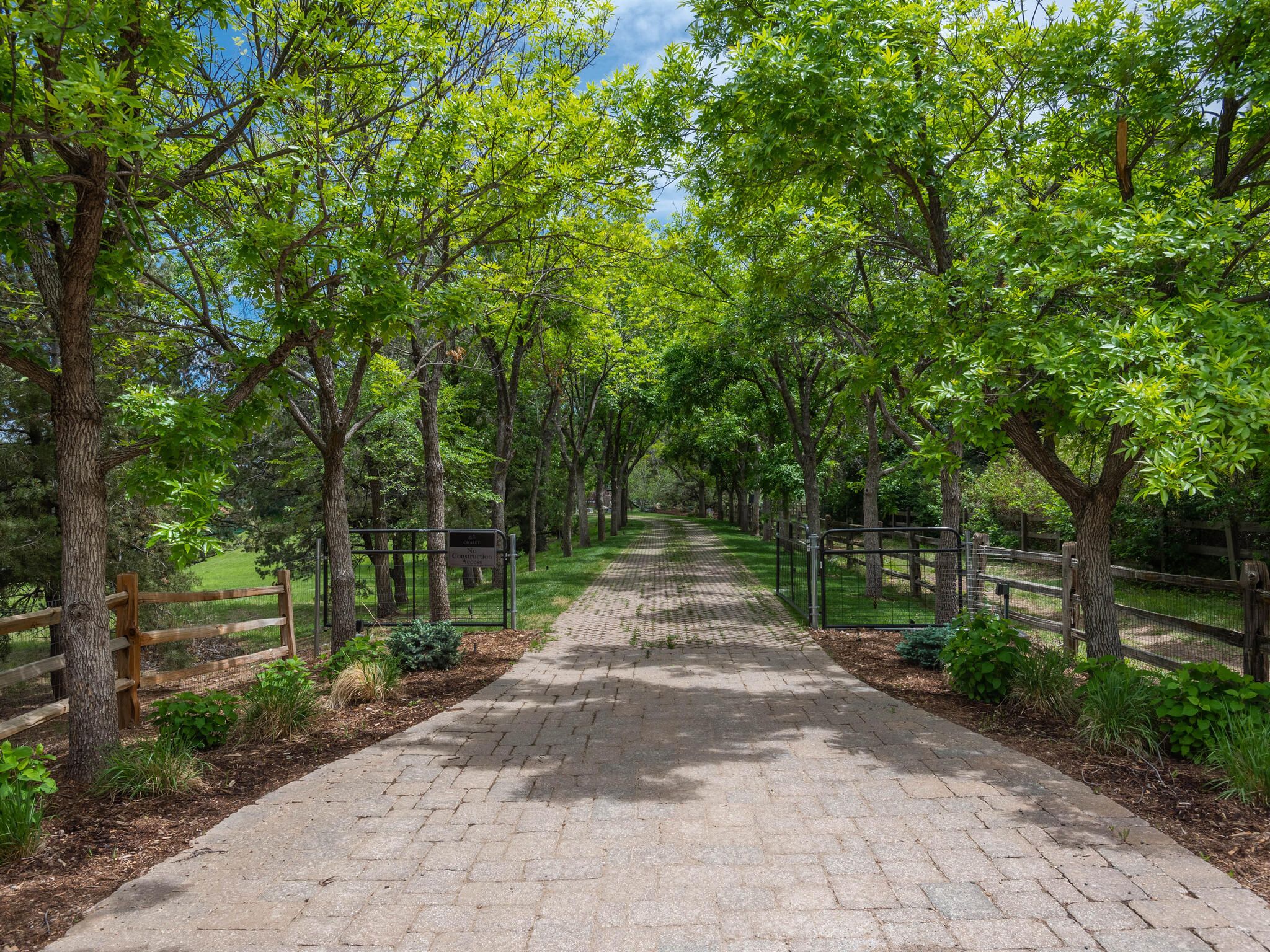 4970 S Fairfax Street 