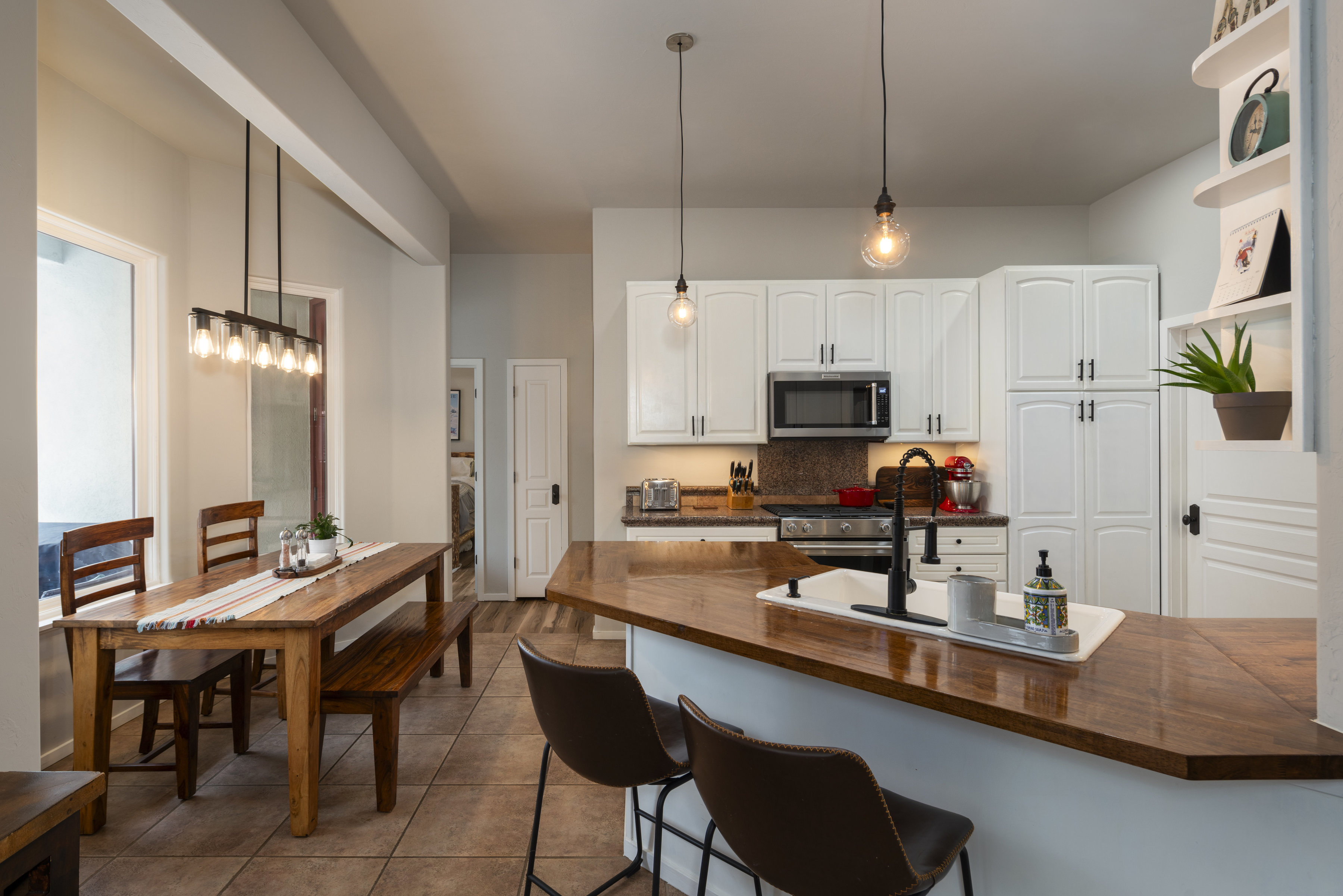 520 Robin Hood Drive 
