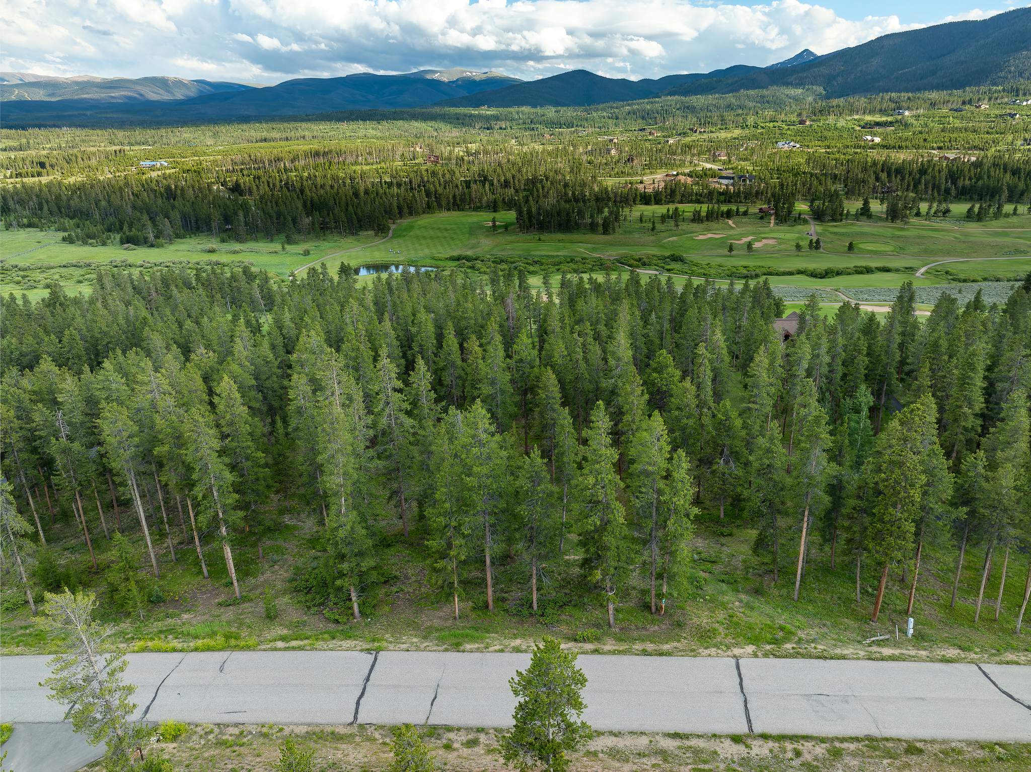 329 Columbine Ln 