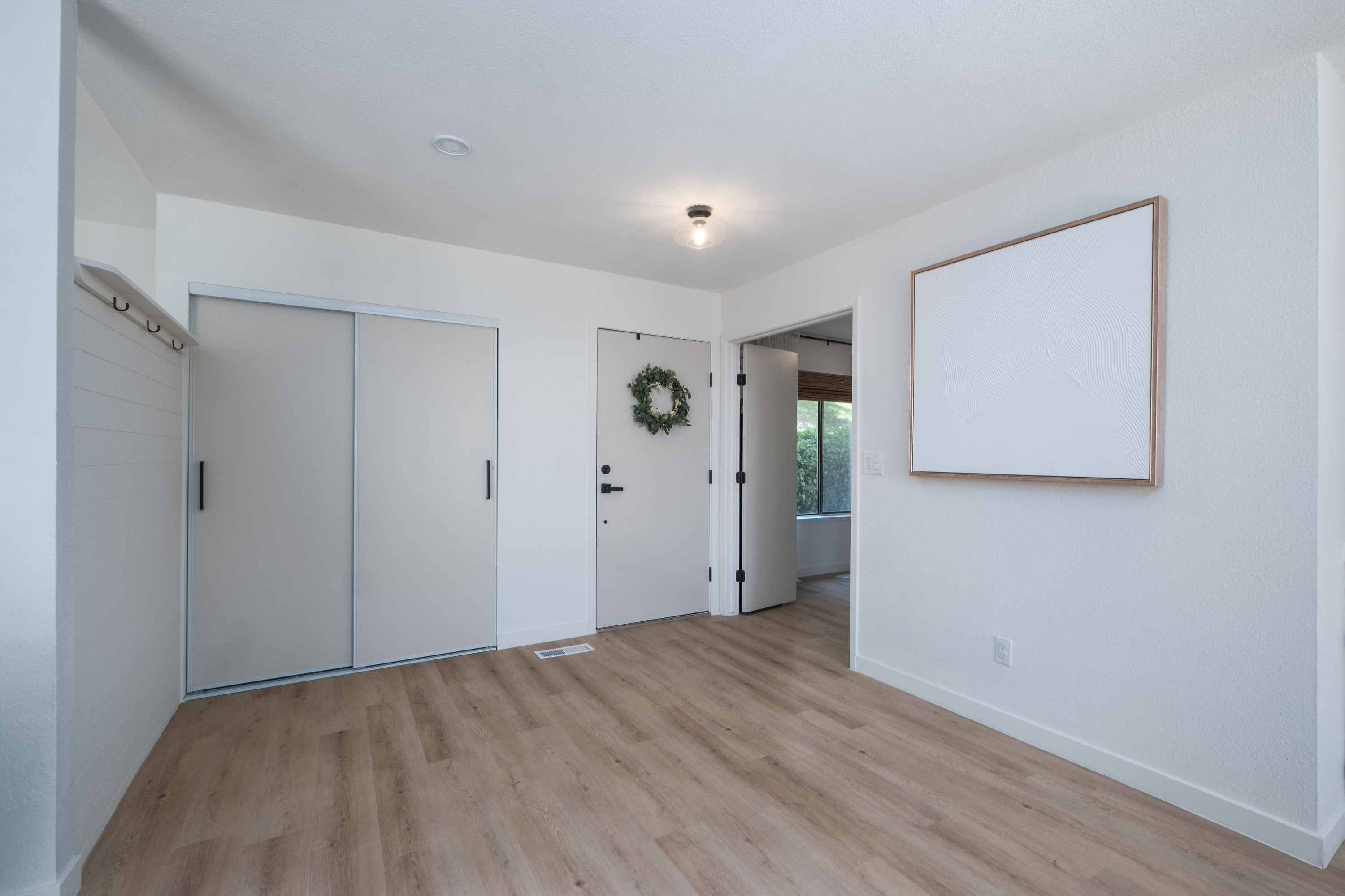 1209 Searchlite Ct