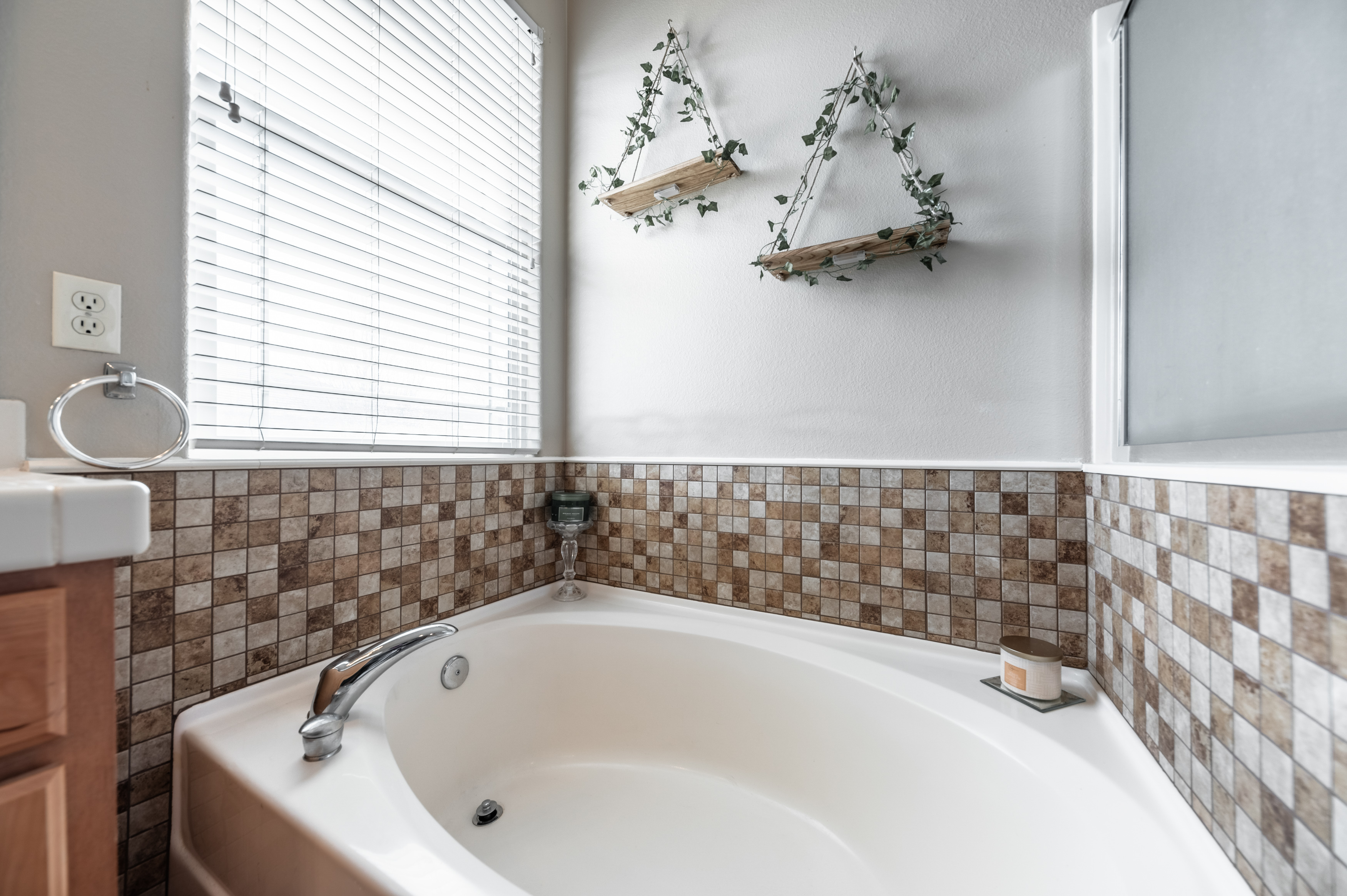 1123 Harbor Town Cir 