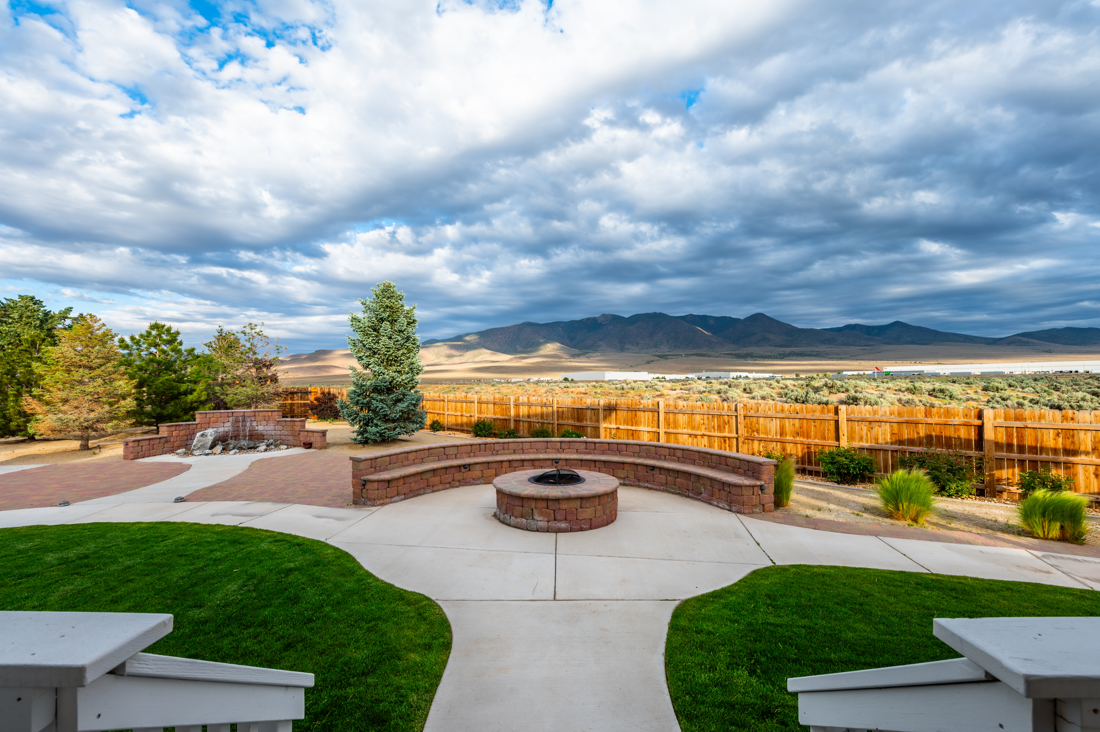 602 Grayhawk Ct 