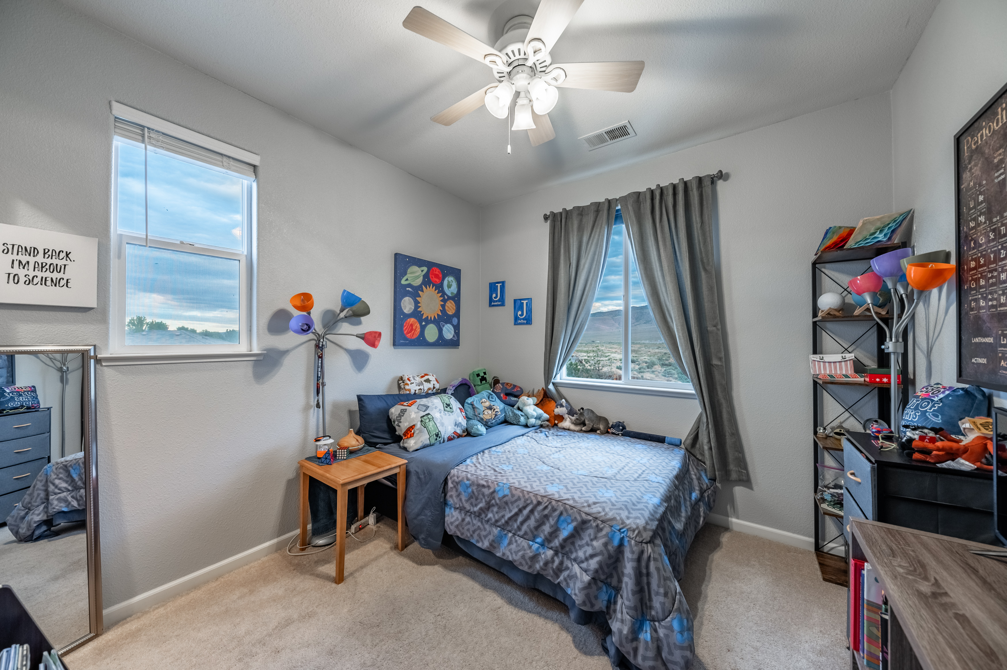 602 Grayhawk Ct 