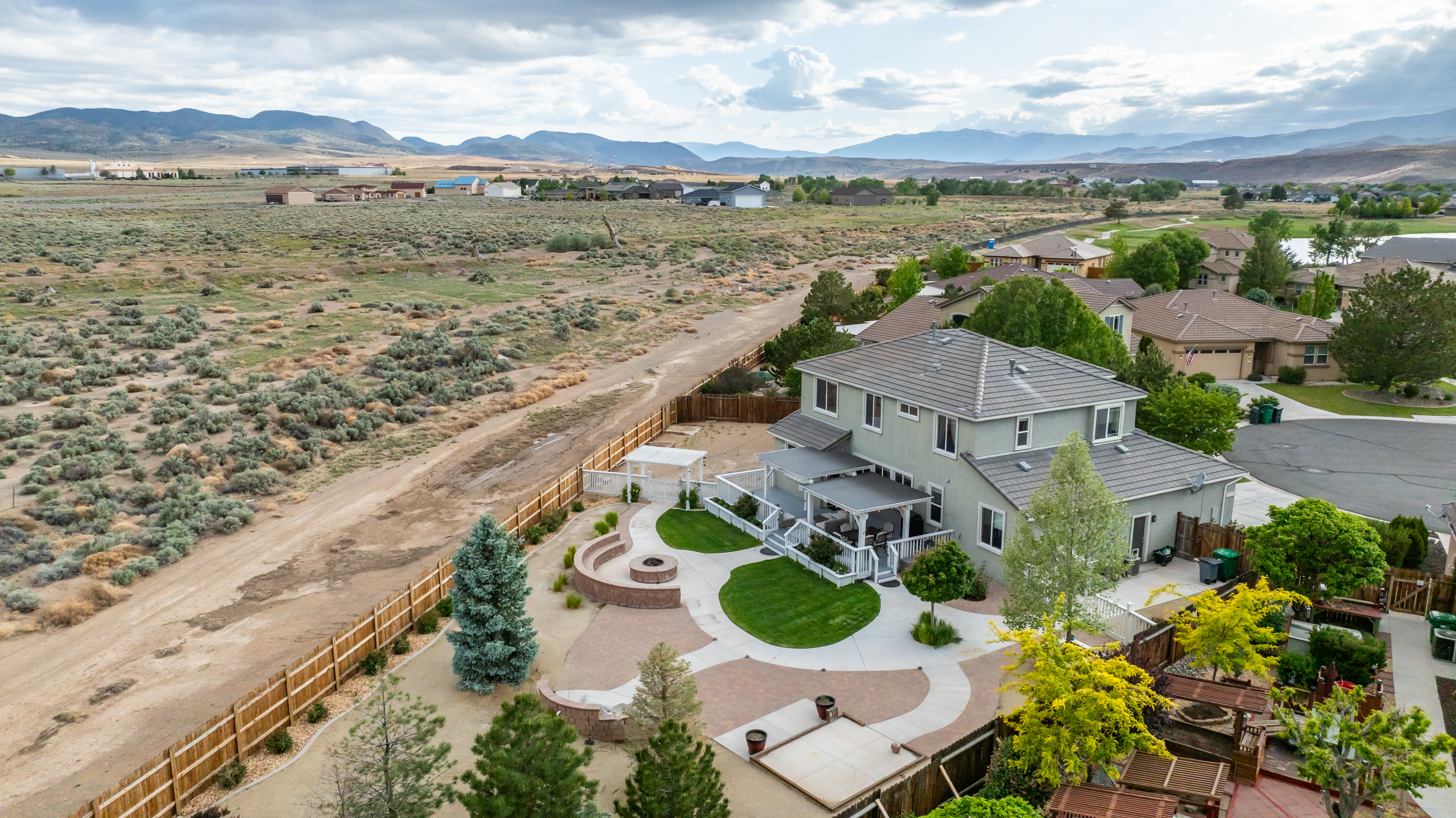 602 Grayhawk Ct 