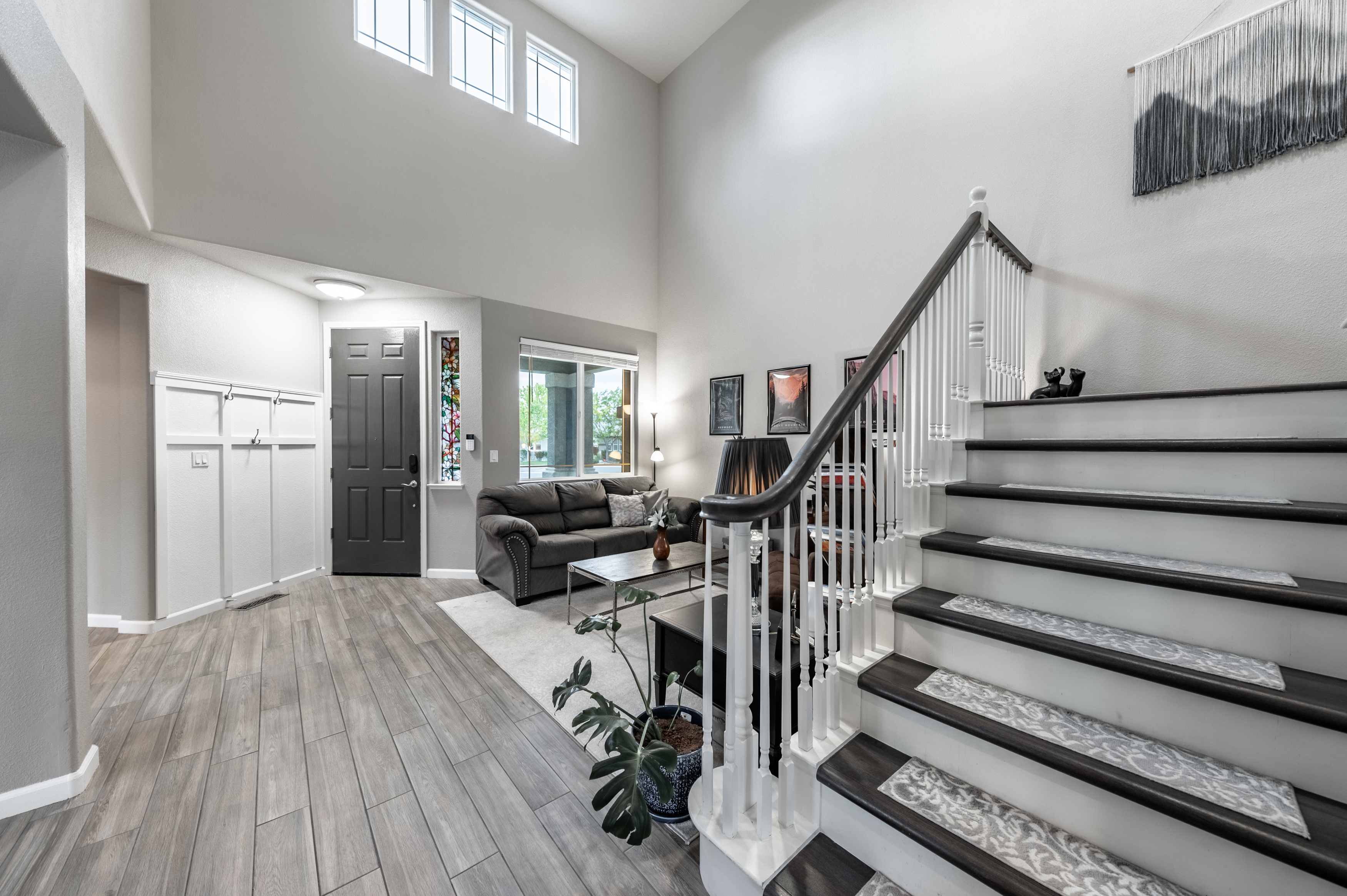 602 Grayhawk Ct 