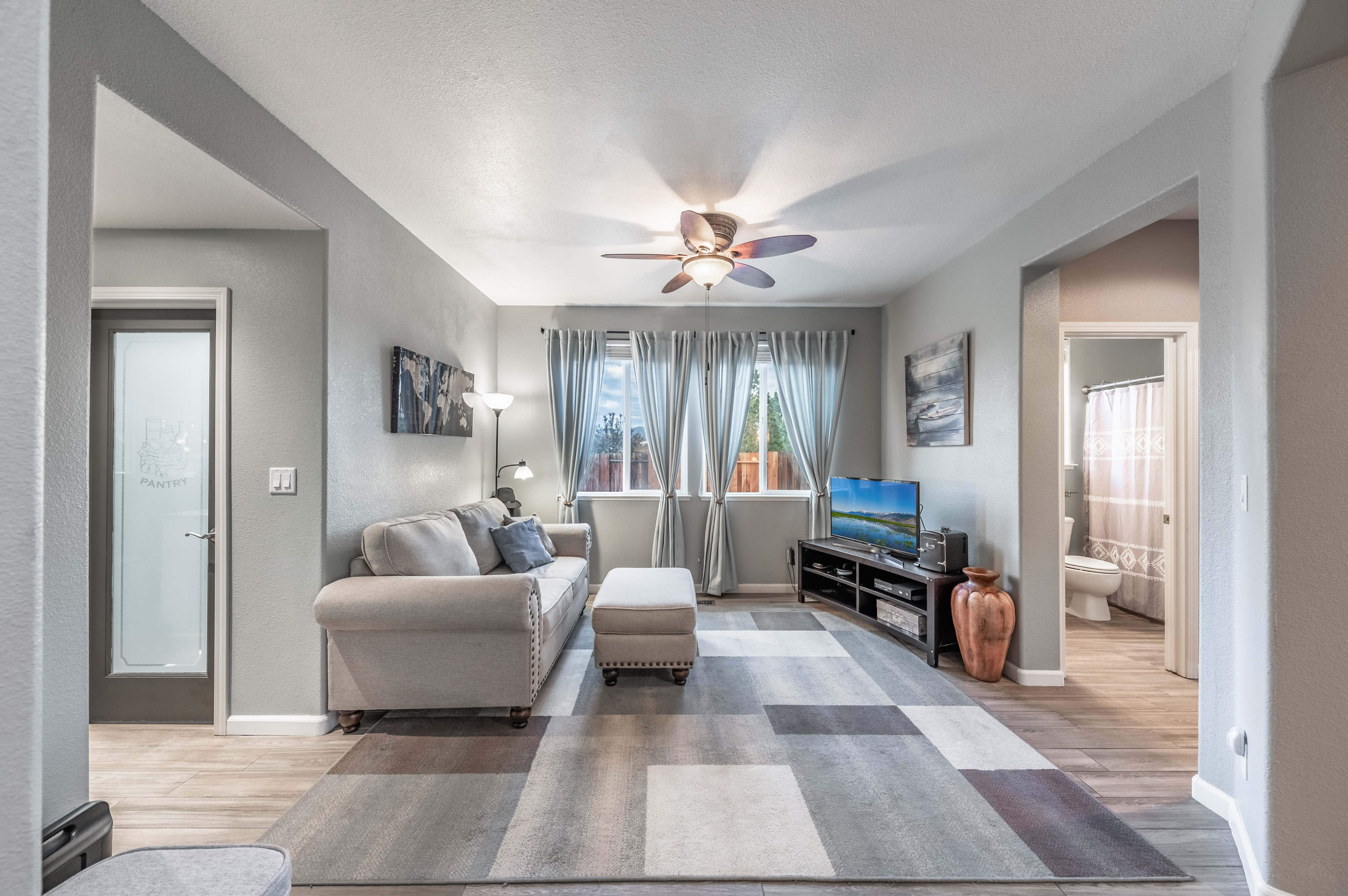 602 Grayhawk Ct 