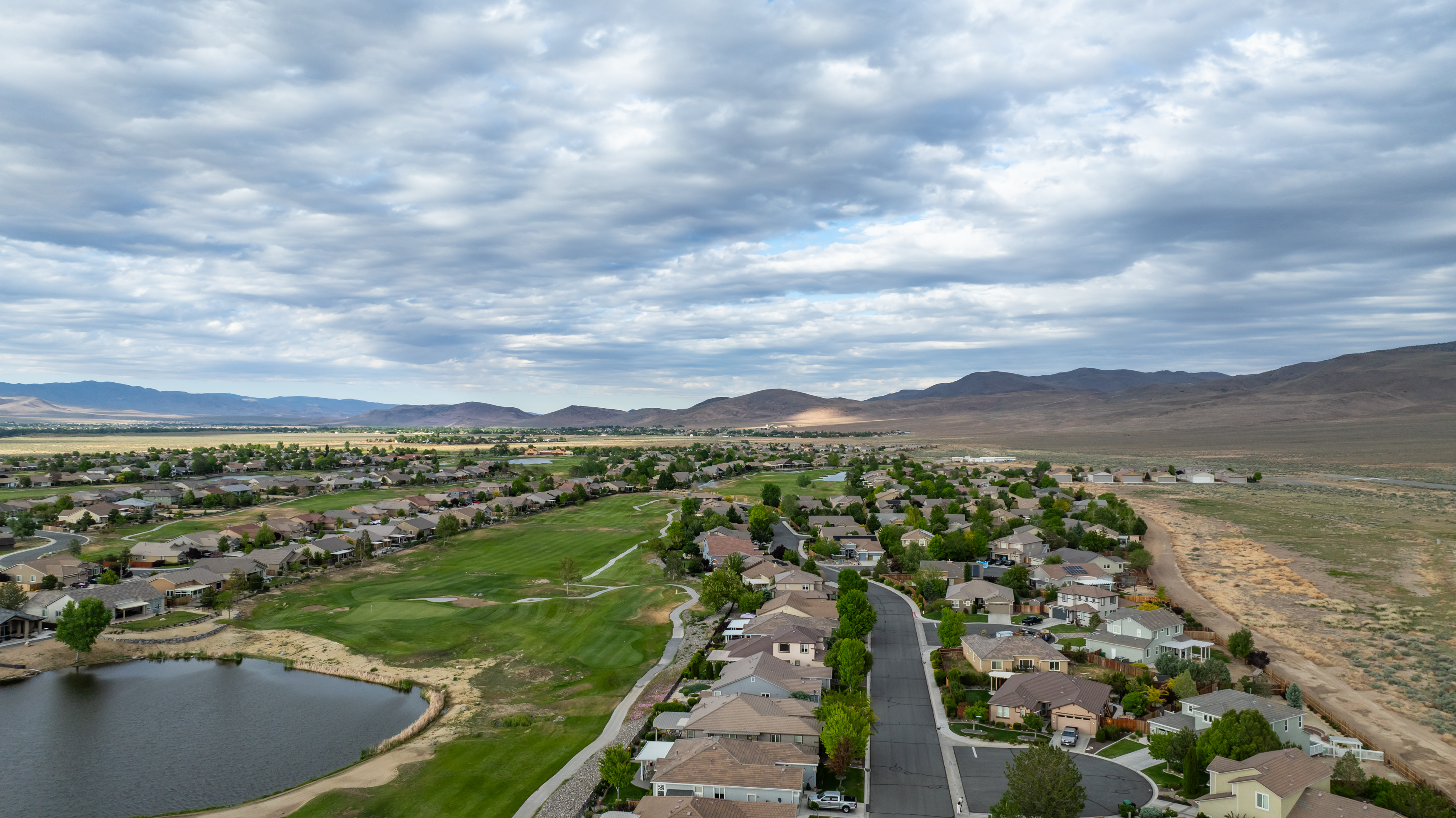 602 Grayhawk Ct 